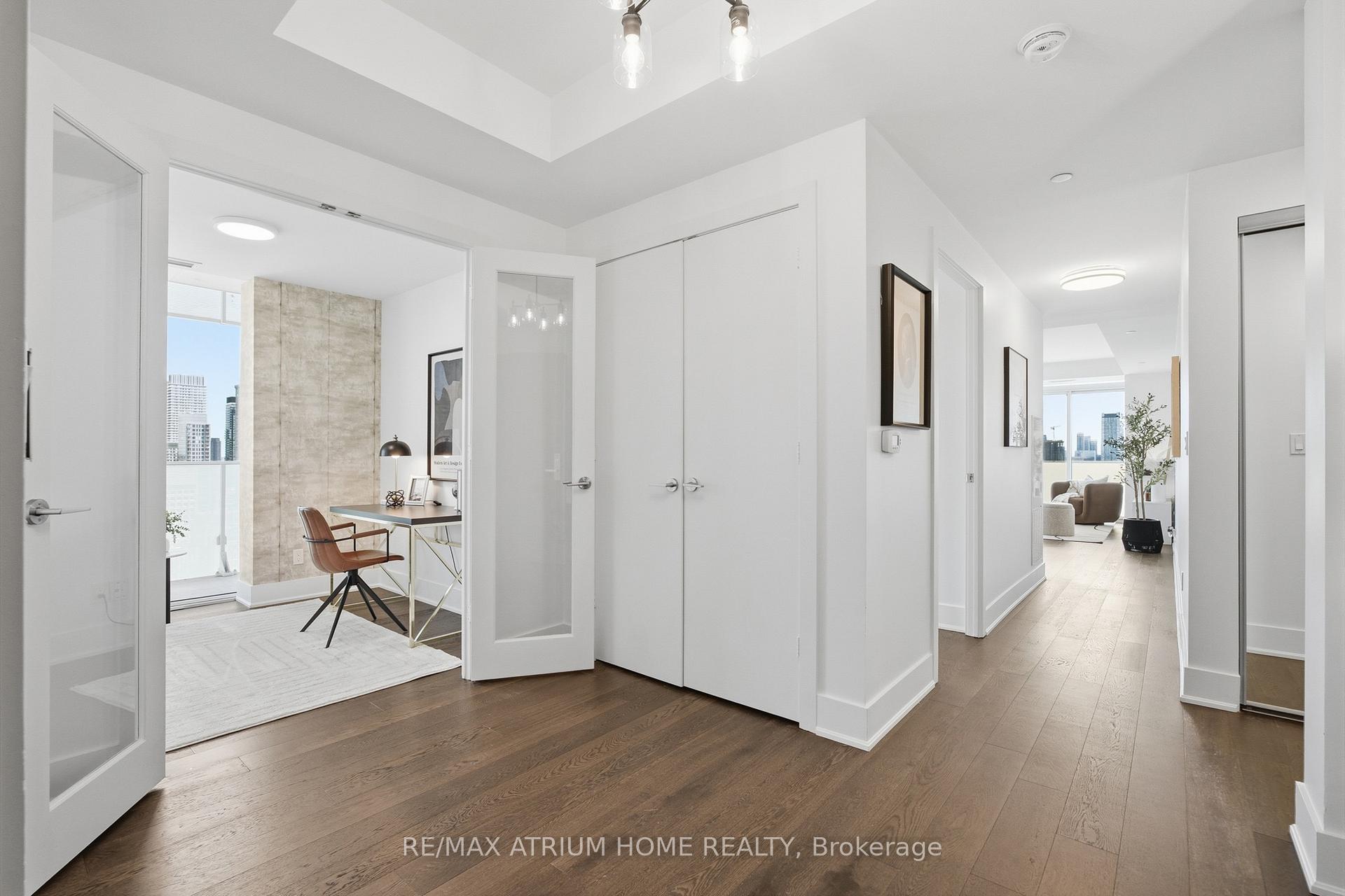 Photo 5 of Unit 3103, 200 Bloor Street W, Toronto, The Annex — HOMEH