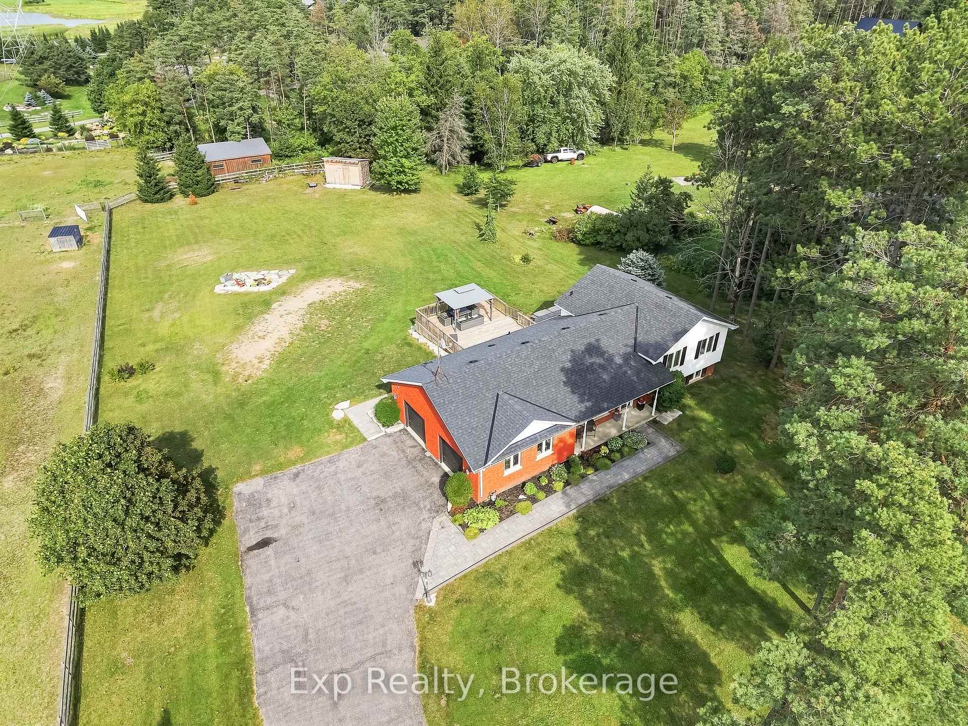 Photo 2 of 5 Royal Estates Drive, Kawartha Lakes, Pontypool — HOMEH
