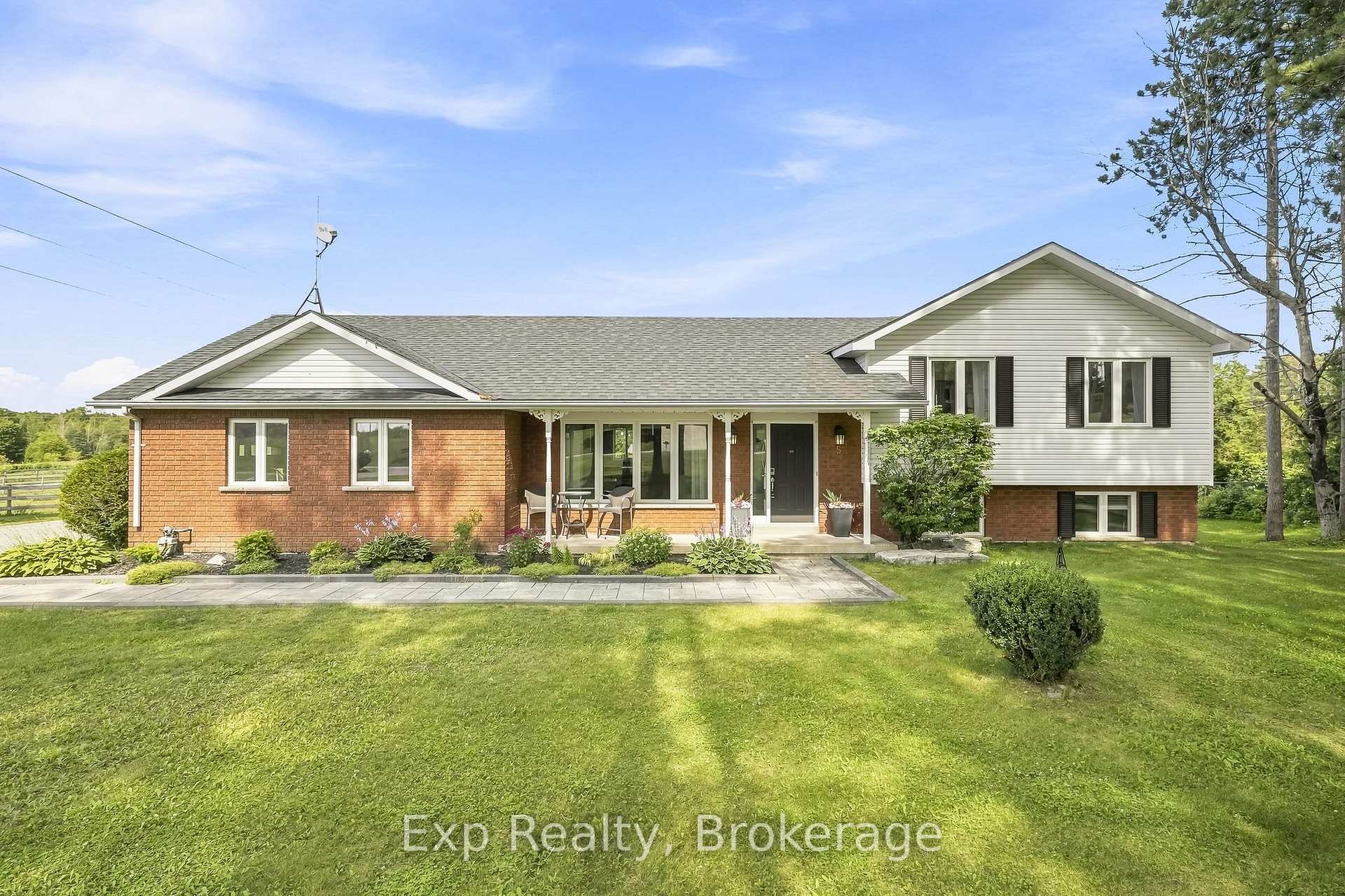 Photo 3 of 5 Royal Estates Drive, Kawartha Lakes, Pontypool — HOMEH