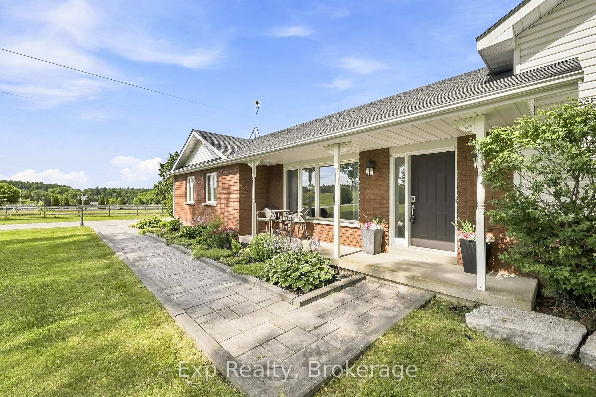 Photo 6 of 5 Royal Estates Drive, Kawartha Lakes, Pontypool — HOMEH