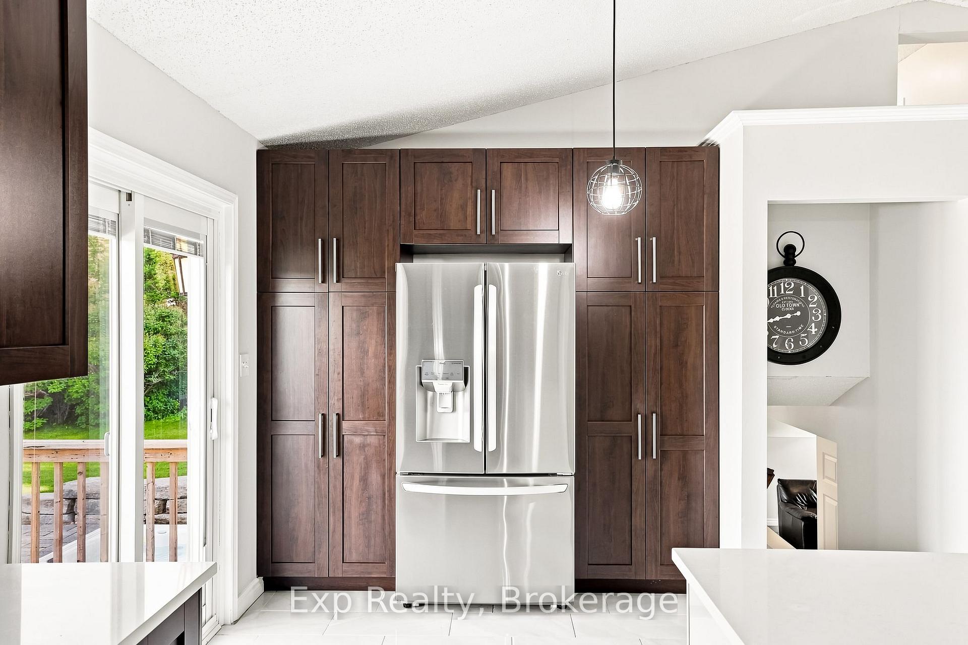 Photo 16 of 5 Royal Estates Drive, Kawartha Lakes, Pontypool — HOMEH
