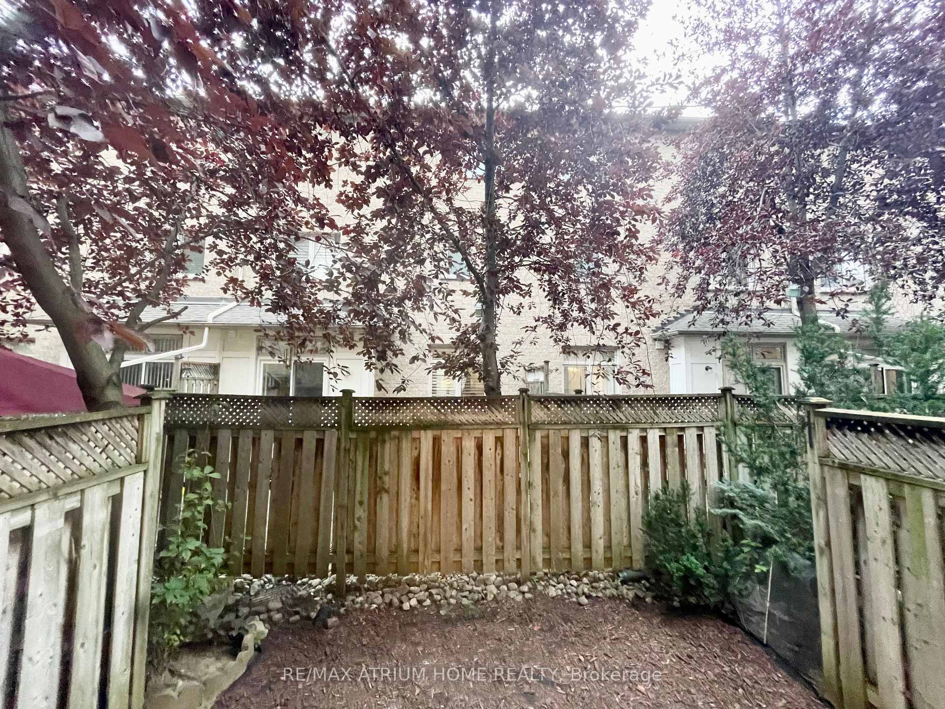 Photo 10 of 10 William Poole Way, North York, Willowdale East — HOMEH