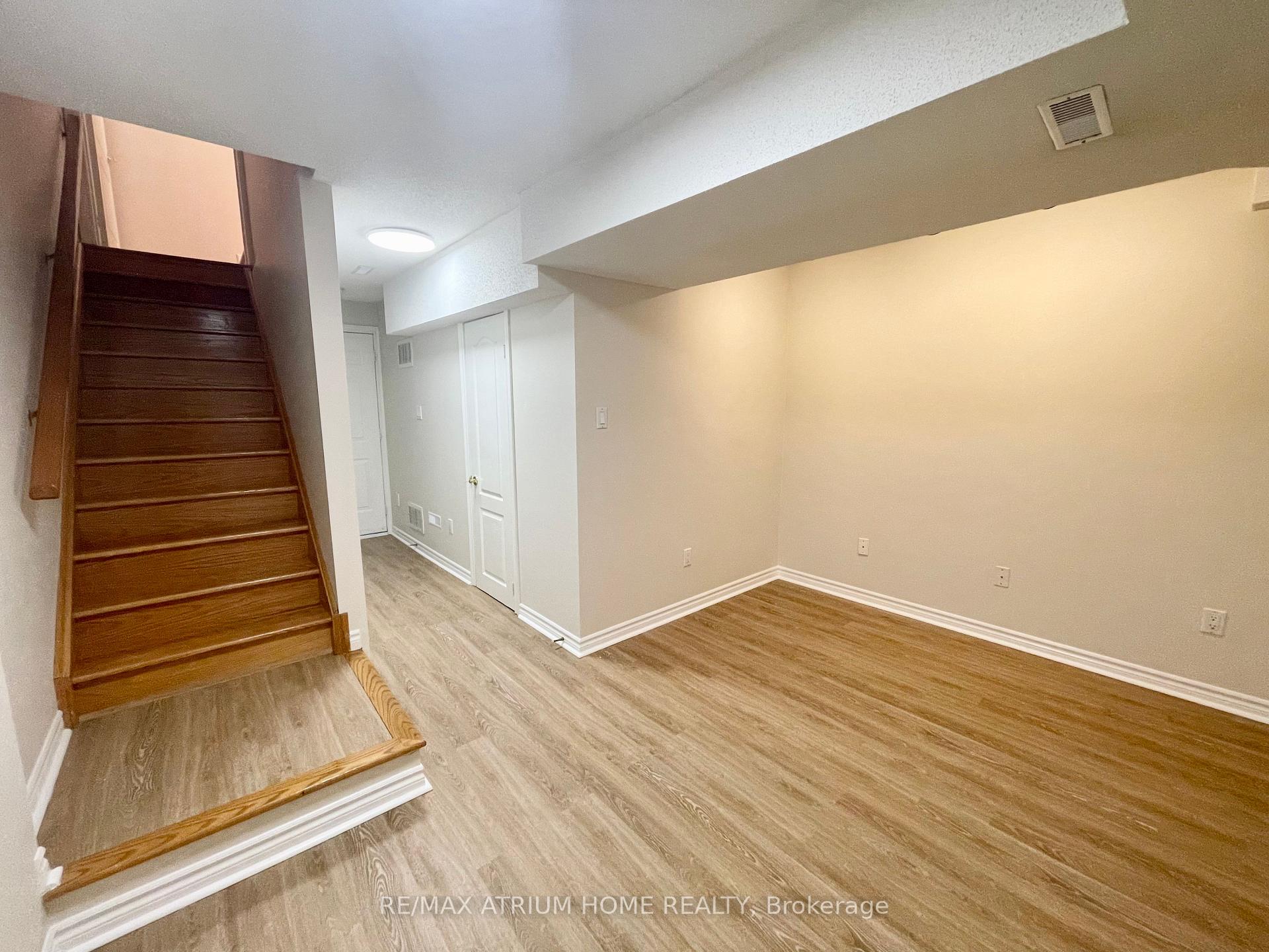 Photo 27 of 10 William Poole Way, North York, Willowdale East — HOMEH