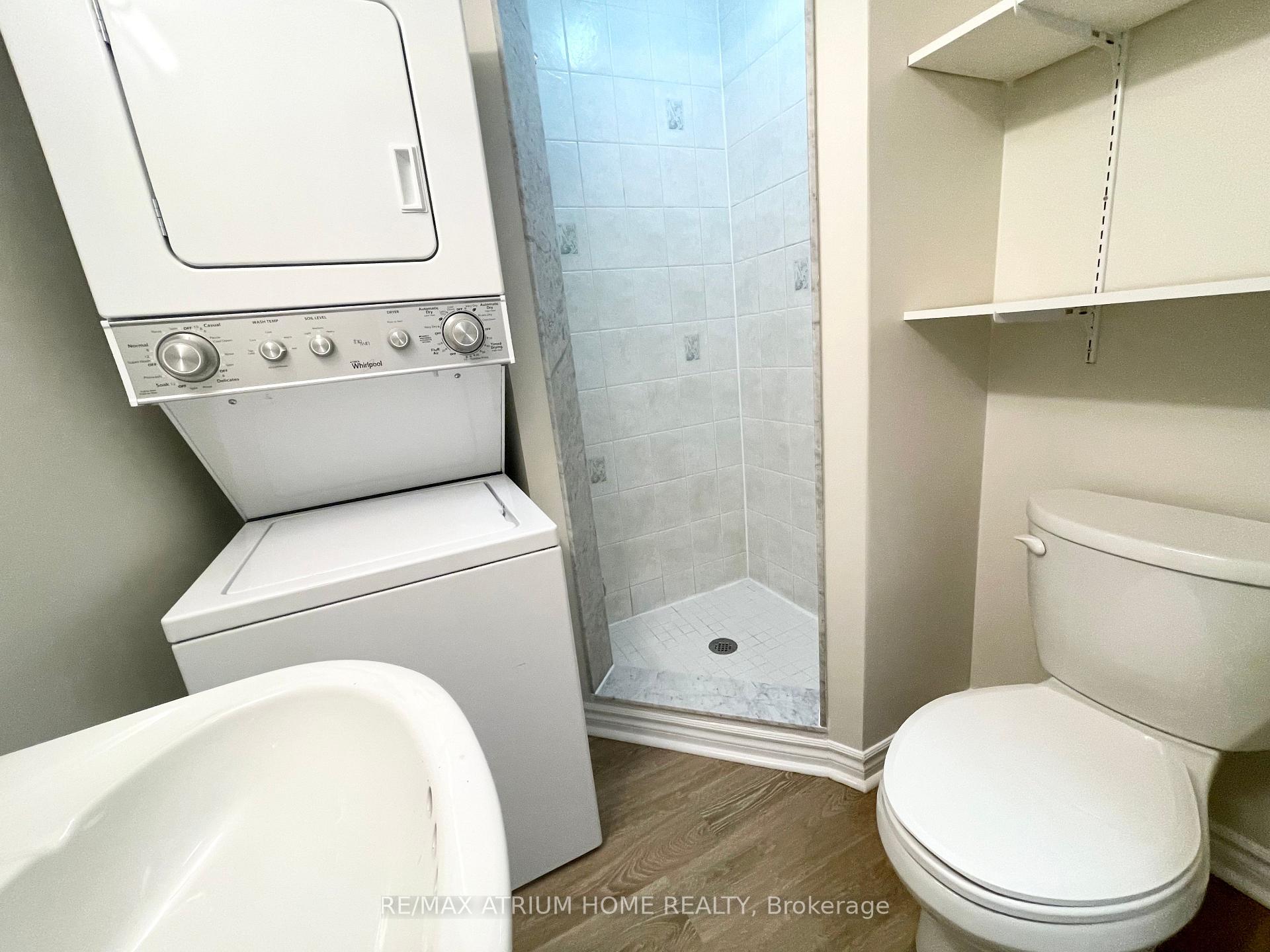 Photo 29 of 10 William Poole Way, North York, Willowdale East — HOMEH
