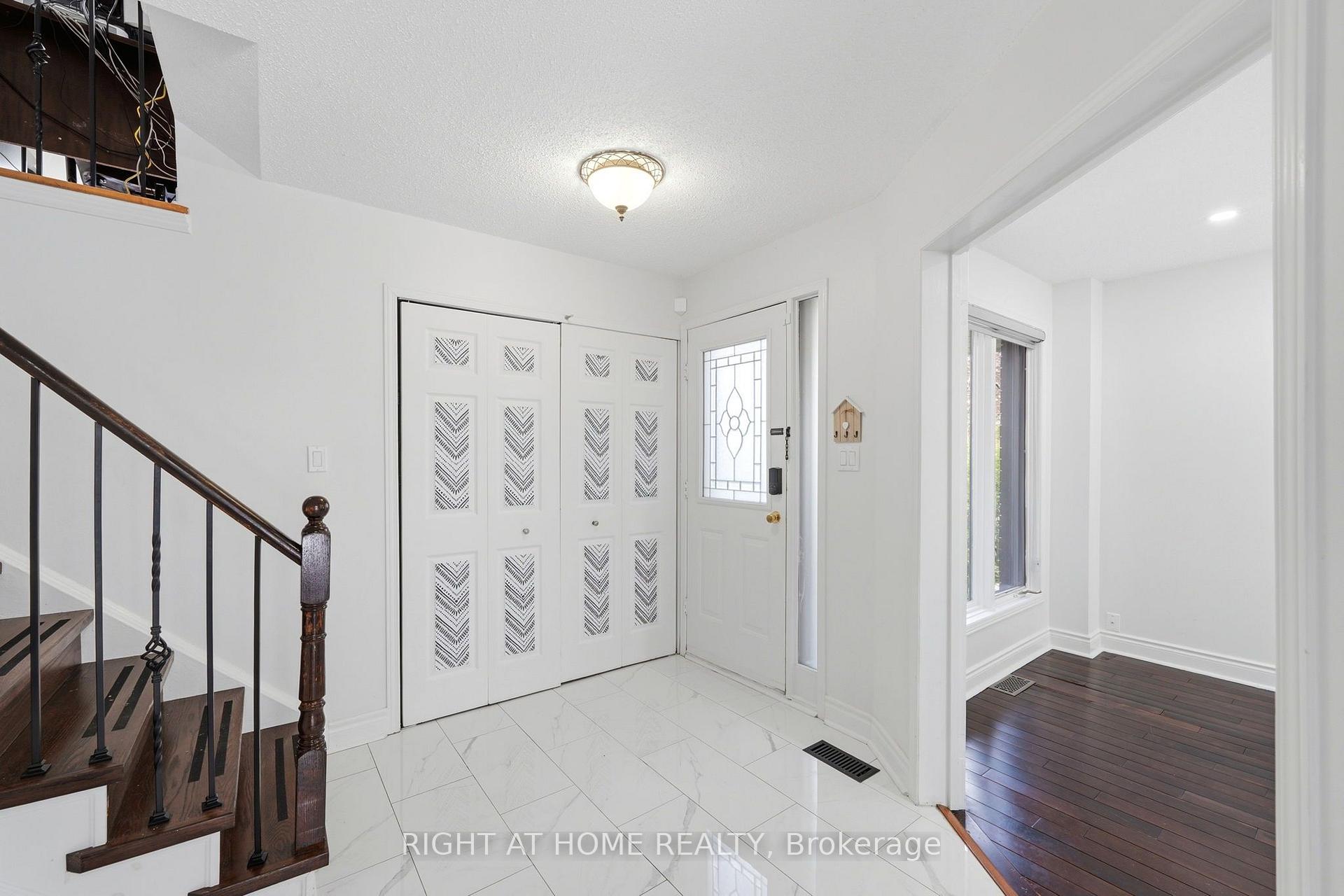 Photo 3 of 2295 Wildwood Crescent, Pickering, Brock Ridge — HOMEH
