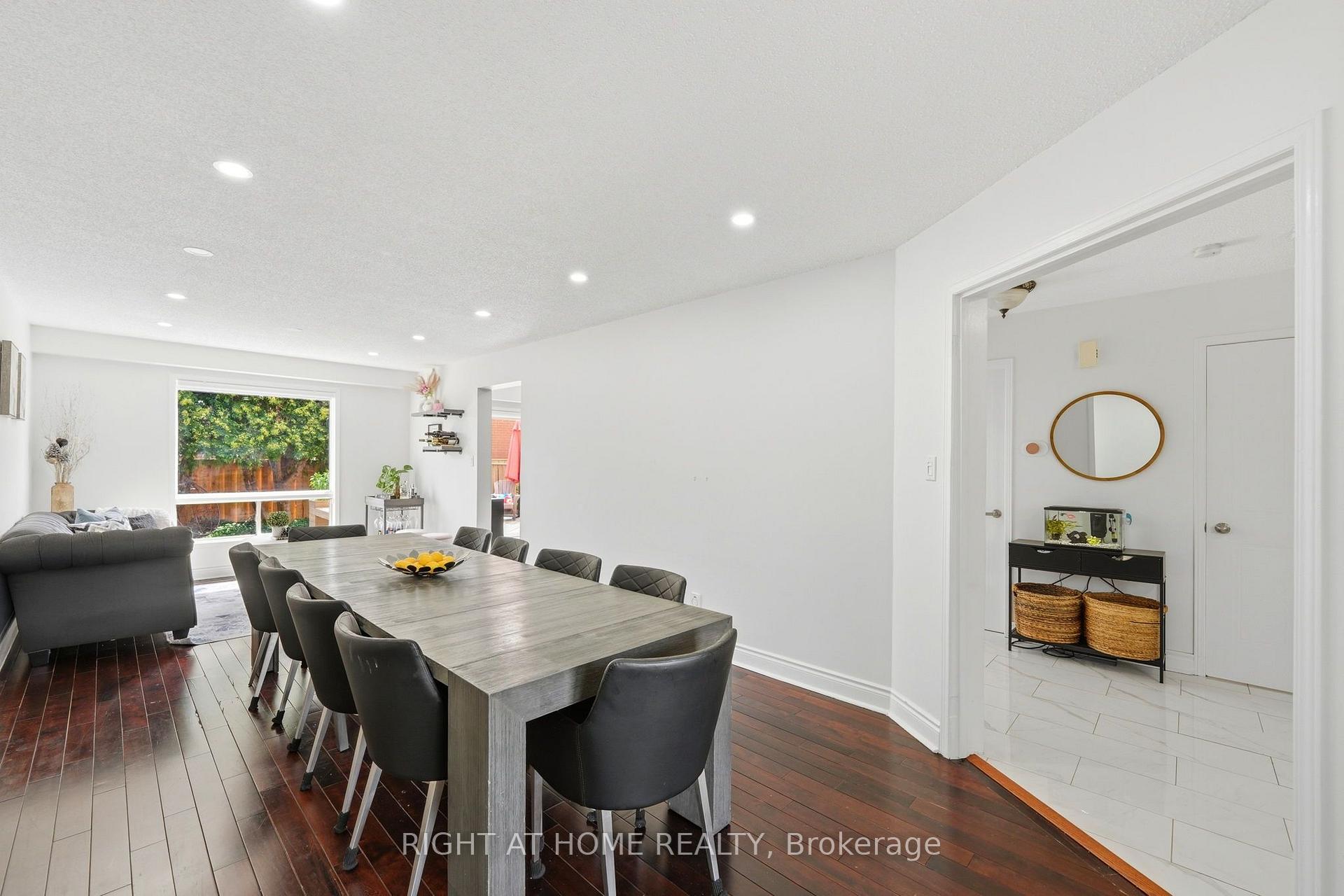Photo 10 of 2295 Wildwood Crescent, Pickering, Brock Ridge — HOMEH