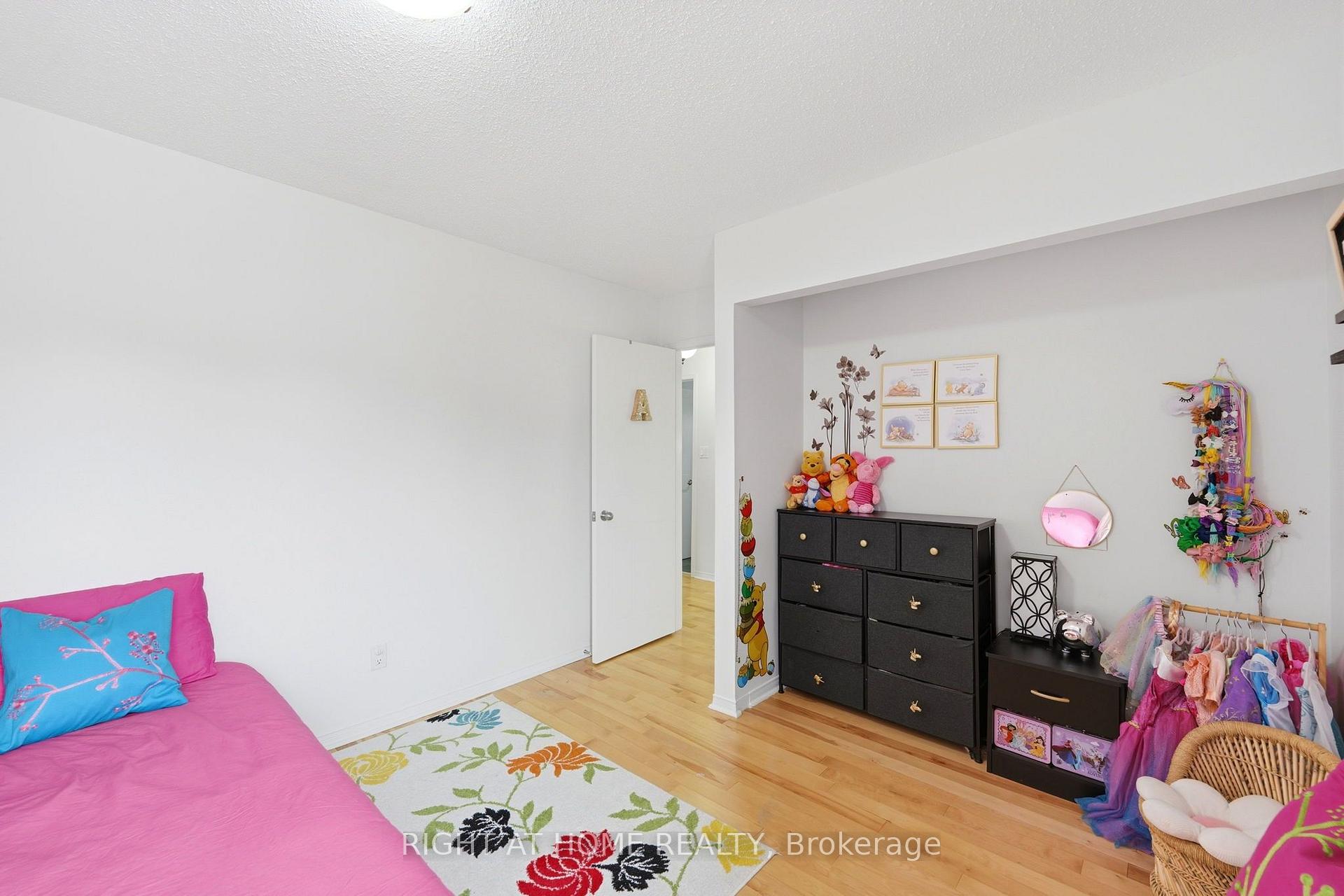 Photo 23 of 2295 Wildwood Crescent, Pickering, Brock Ridge — HOMEH