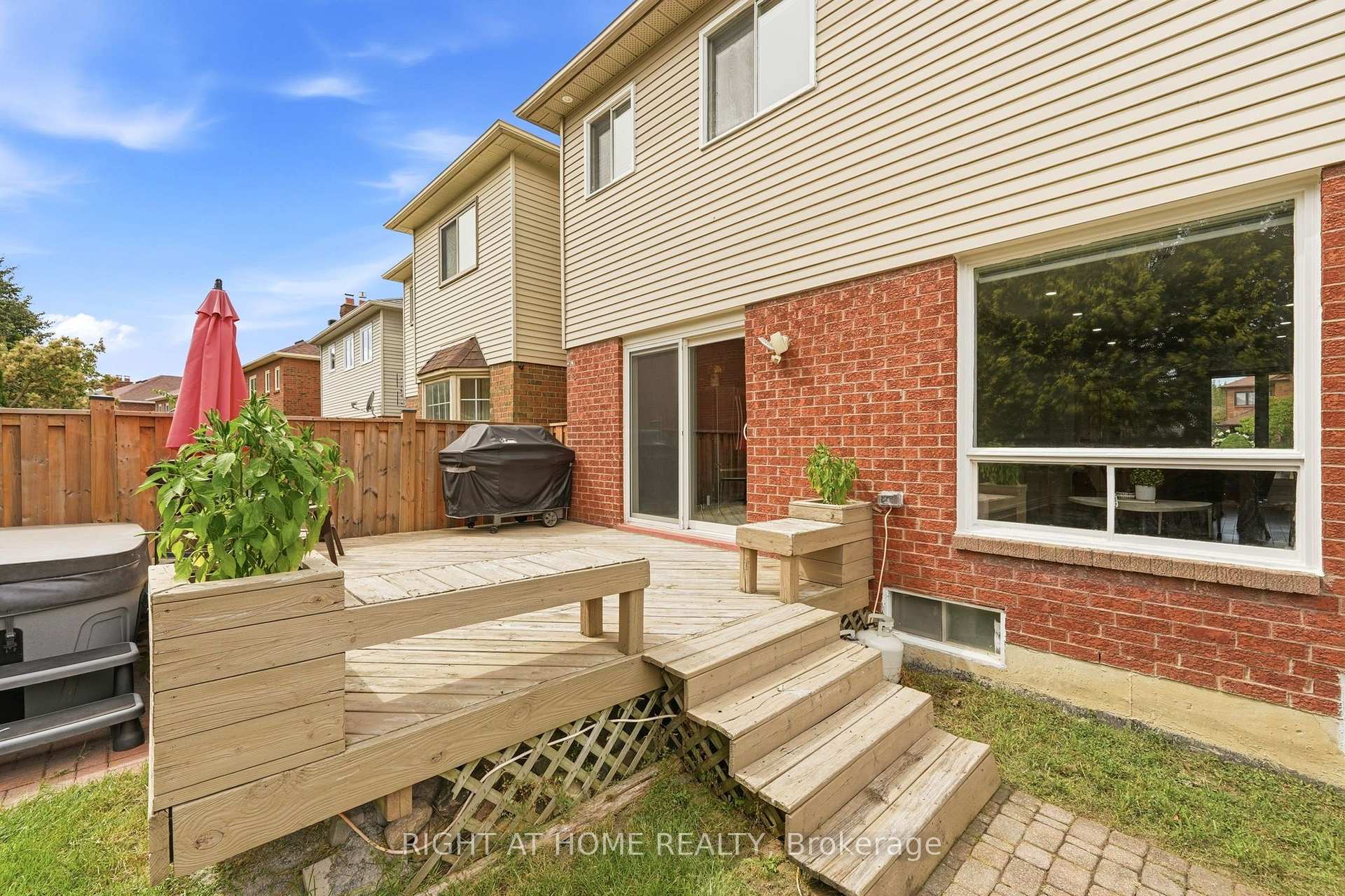 Photo 33 of 2295 Wildwood Crescent, Pickering, Brock Ridge — HOMEH