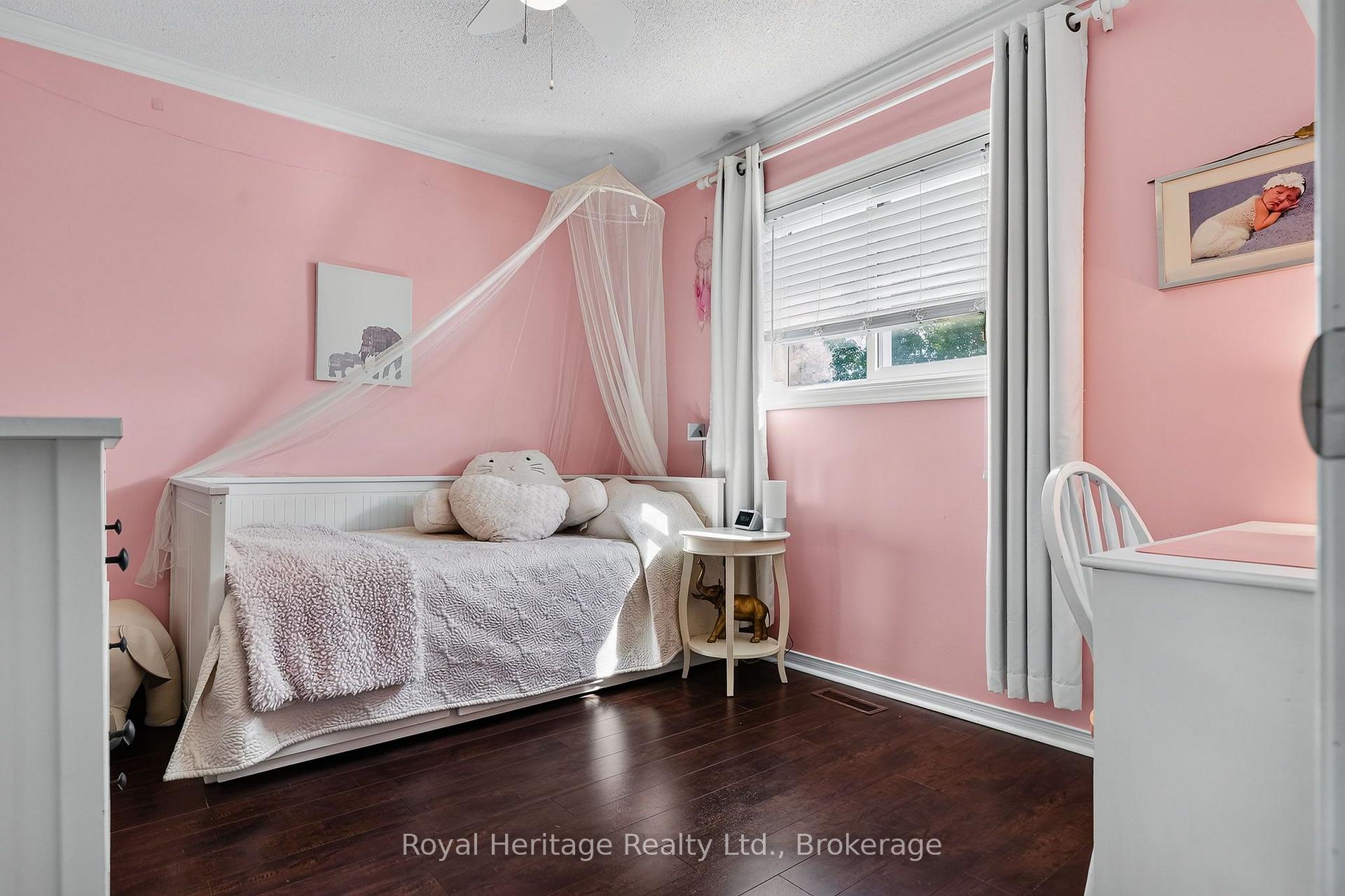 Photo 23 of 49 Bradshaw Street, Clarington, Bowmanville — HOMEH