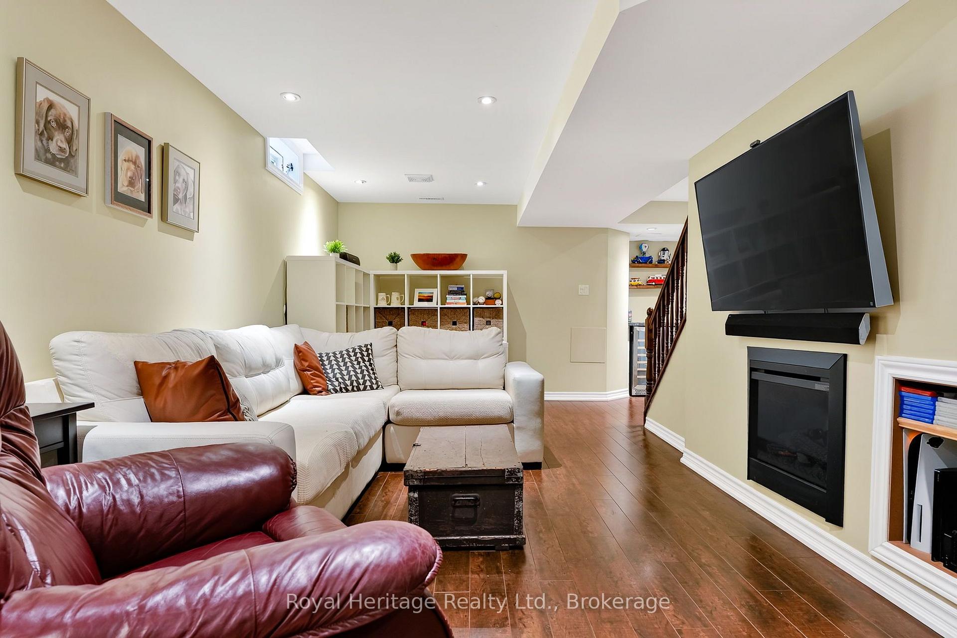 Photo 31 of 49 Bradshaw Street, Clarington, Bowmanville — HOMEH