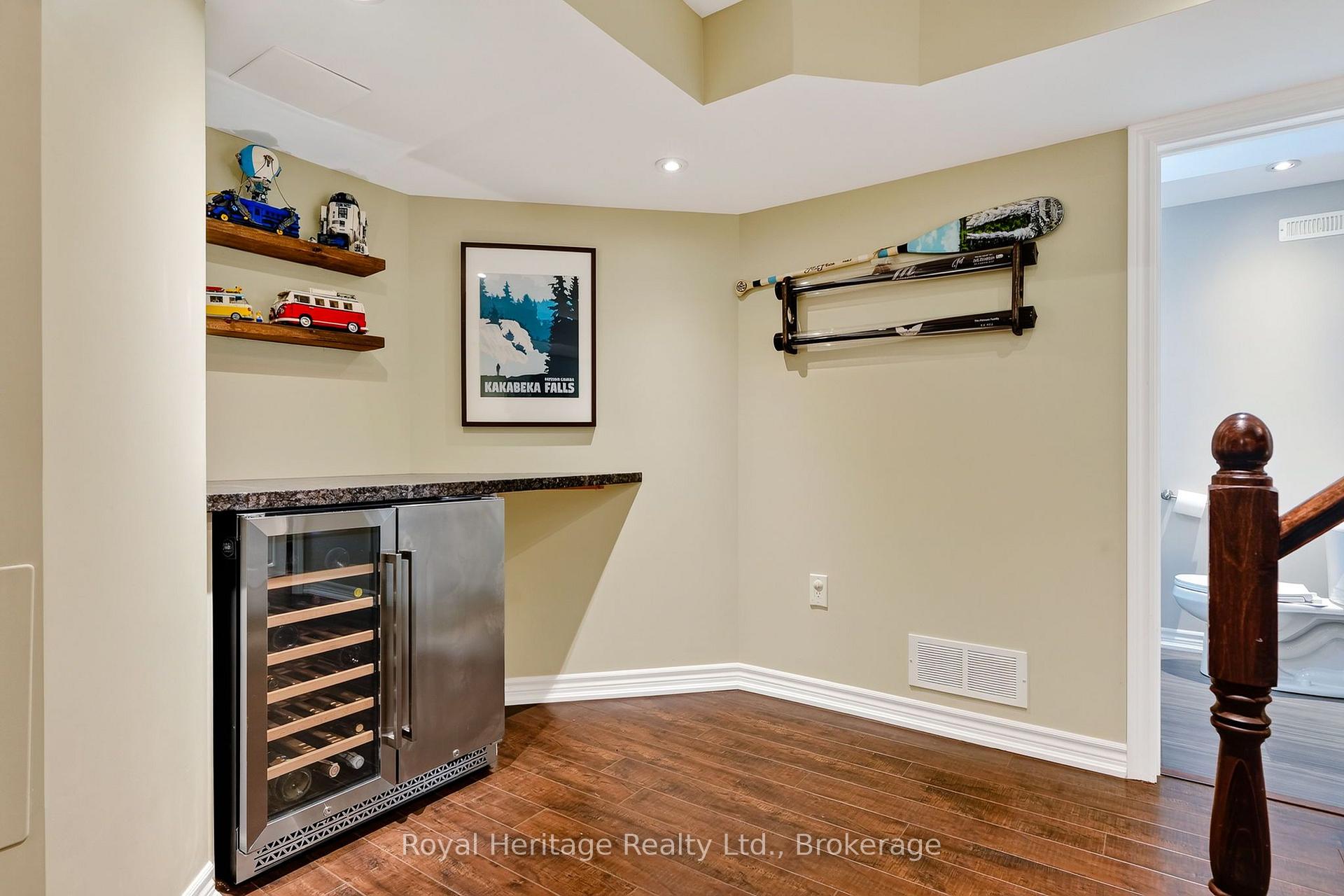 Photo 32 of 49 Bradshaw Street, Clarington, Bowmanville — HOMEH