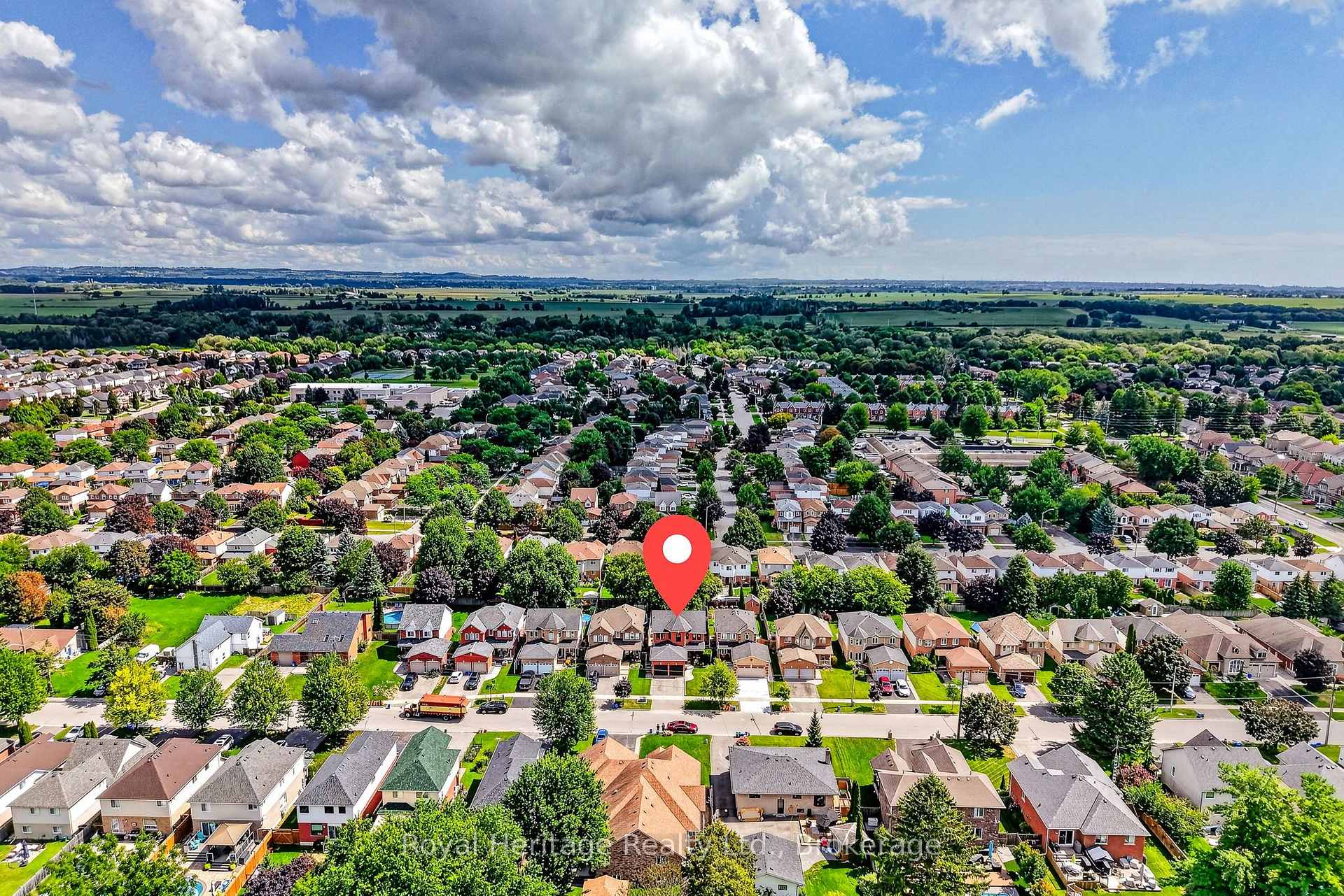 Photo 41 of 49 Bradshaw Street, Clarington, Bowmanville — HOMEH