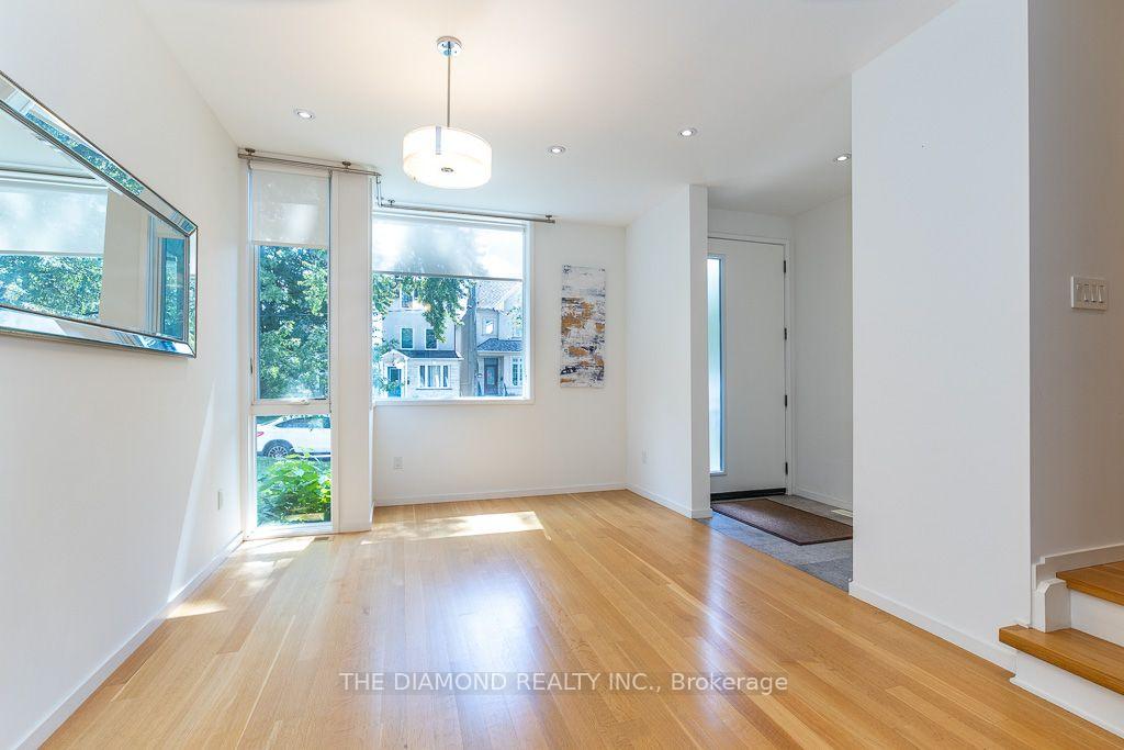 Photo 5 of 250 Woburn Avenue, Toronto, Lawrence Park North — HOMEH