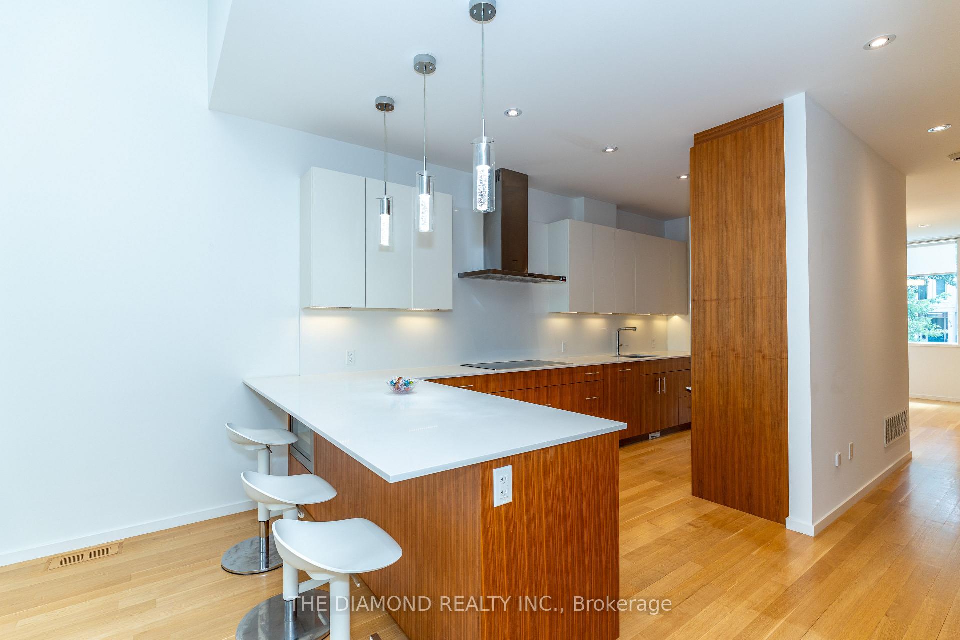 Photo 8 of 250 Woburn Avenue, Toronto, Lawrence Park North — HOMEH