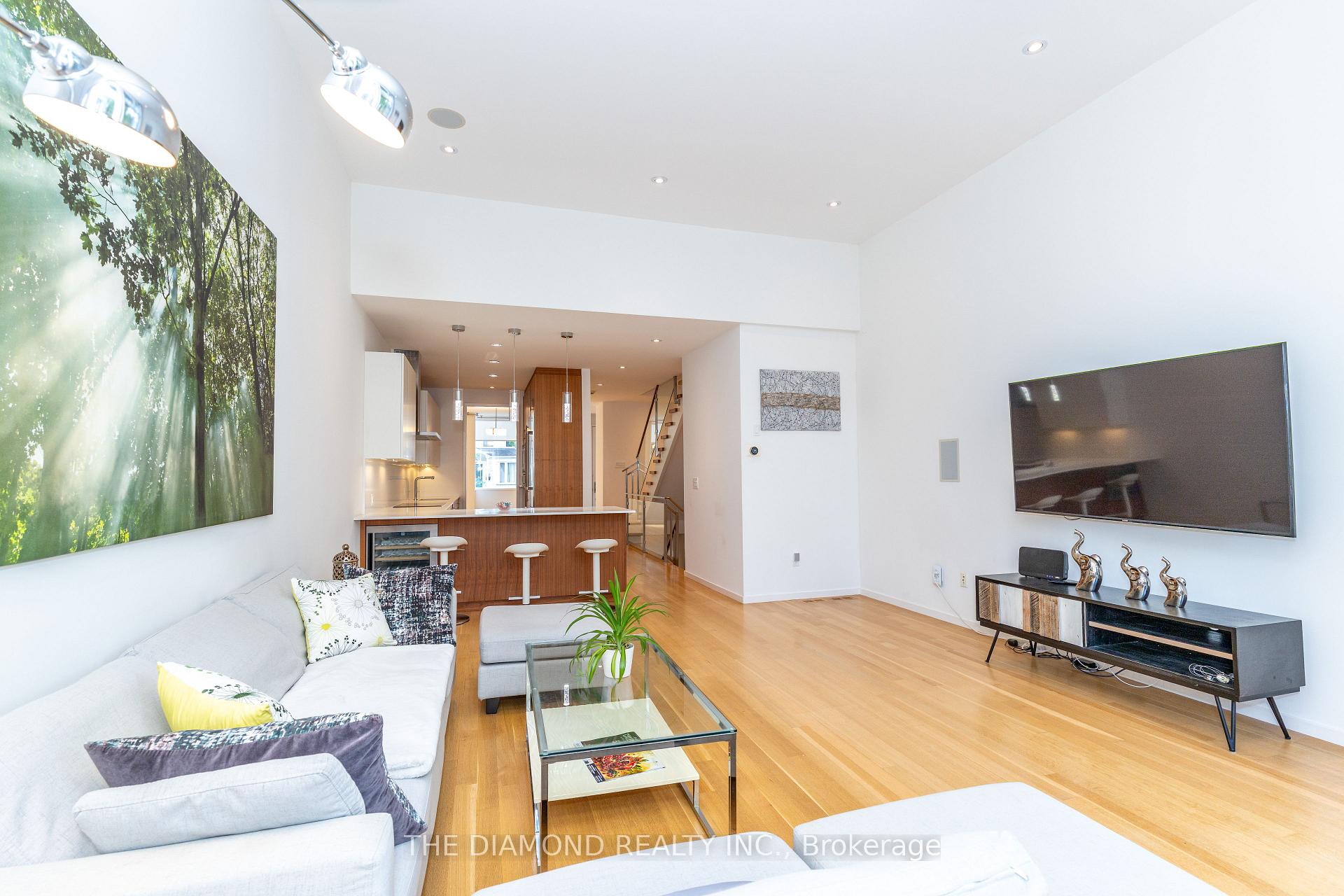 Photo 9 of 250 Woburn Avenue, Toronto, Lawrence Park North — HOMEH