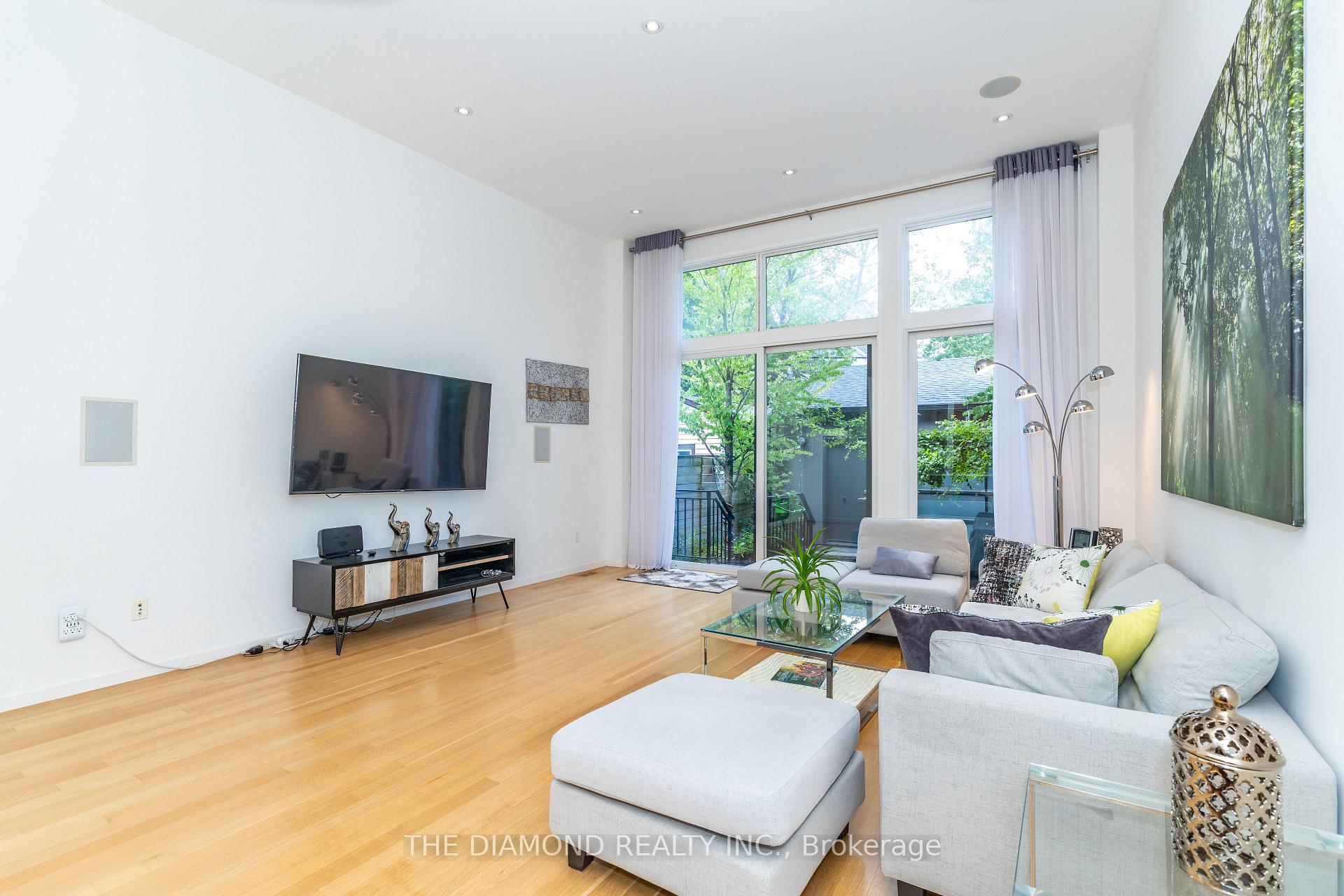 Photo 10 of 250 Woburn Avenue, Toronto, Lawrence Park North — HOMEH