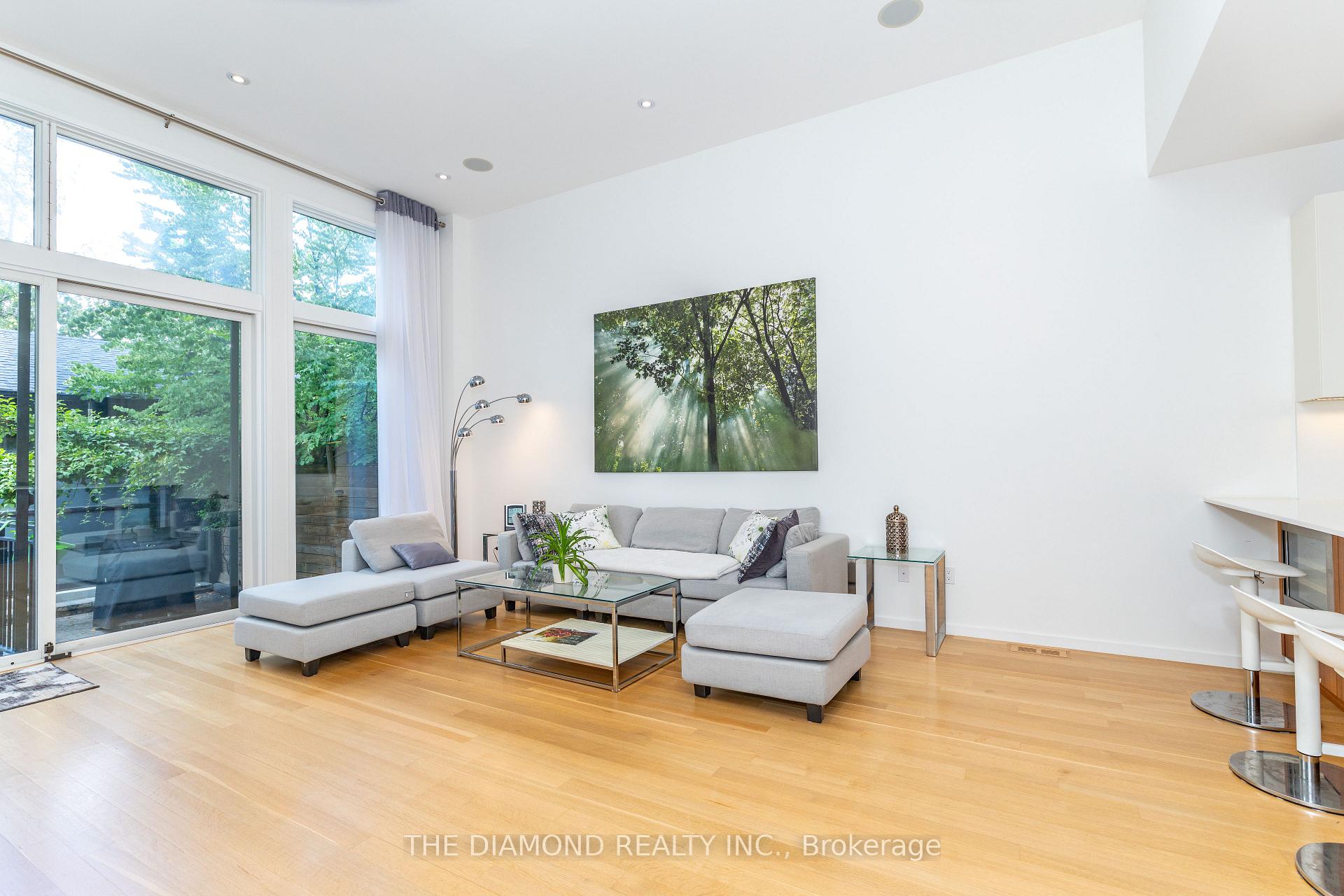 Photo 11 of 250 Woburn Avenue, Toronto, Lawrence Park North — HOMEH