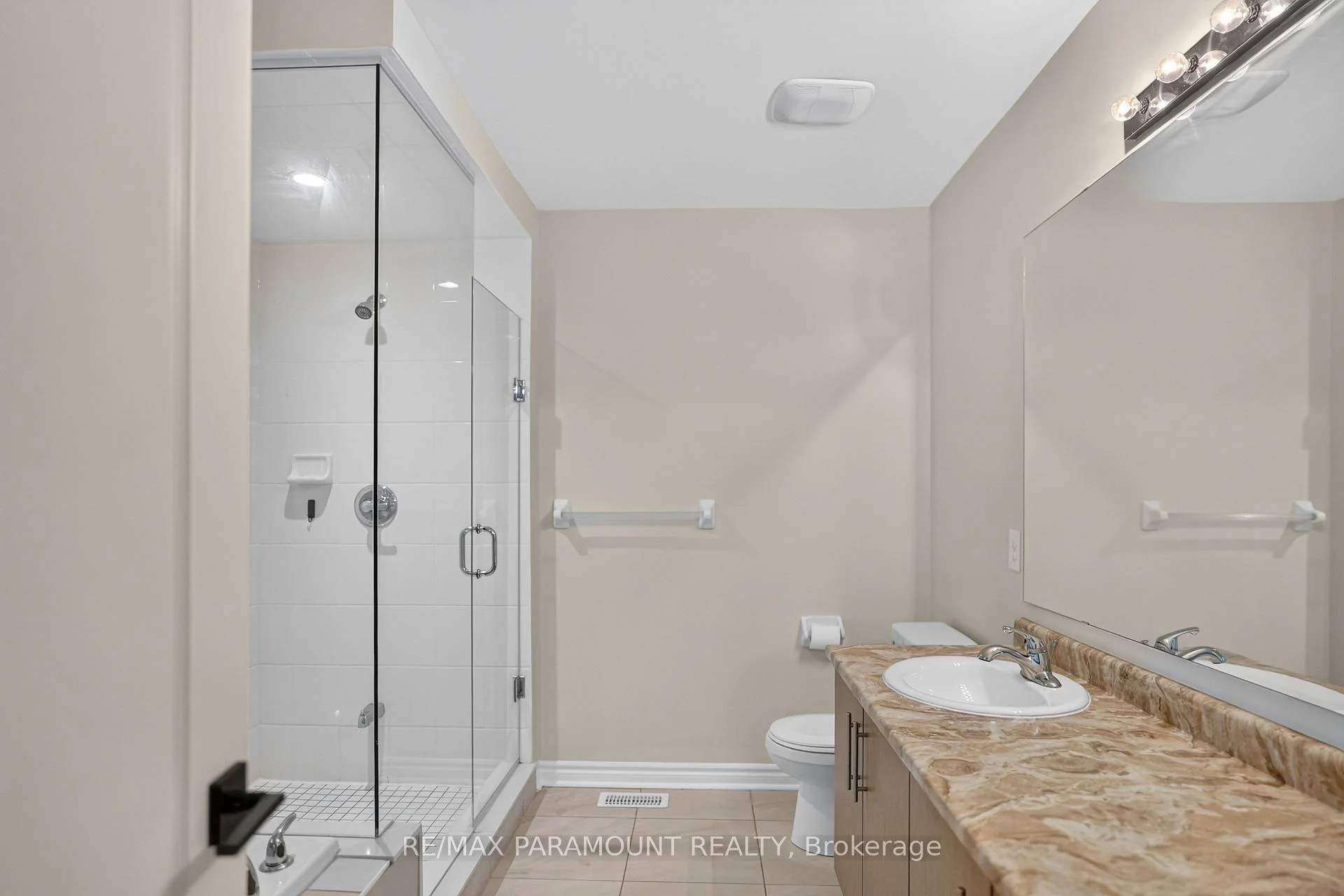 Photo 42 of 61 Tracey Lane, Collingwood — HOMEH