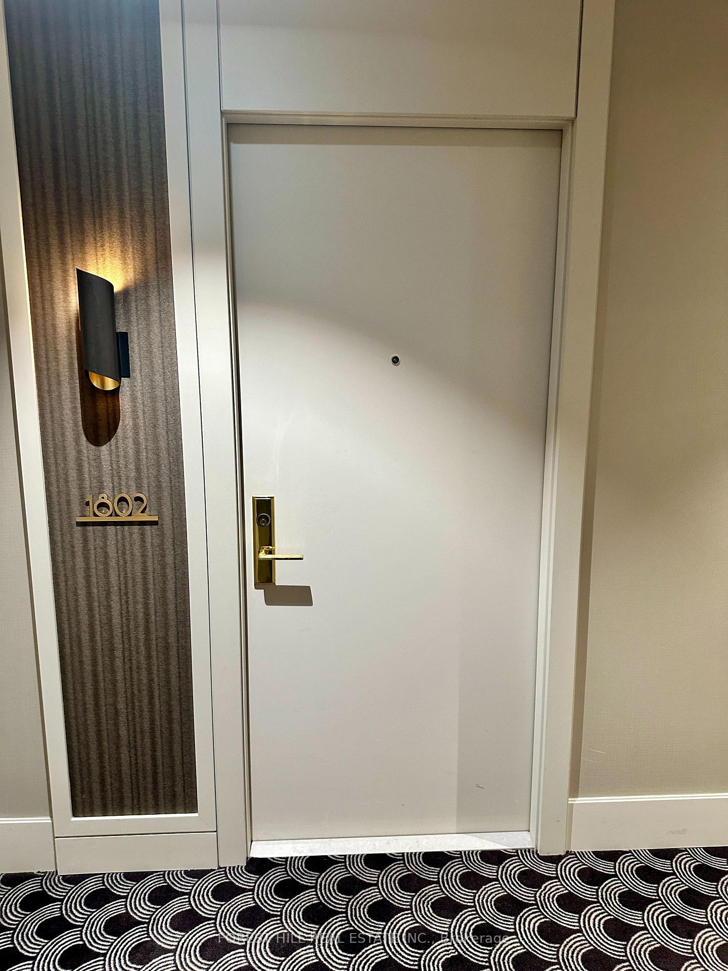 Photo 4 of Unit 1802, 88 Cumberland Avenue, Toronto, The Annex — HOMEH