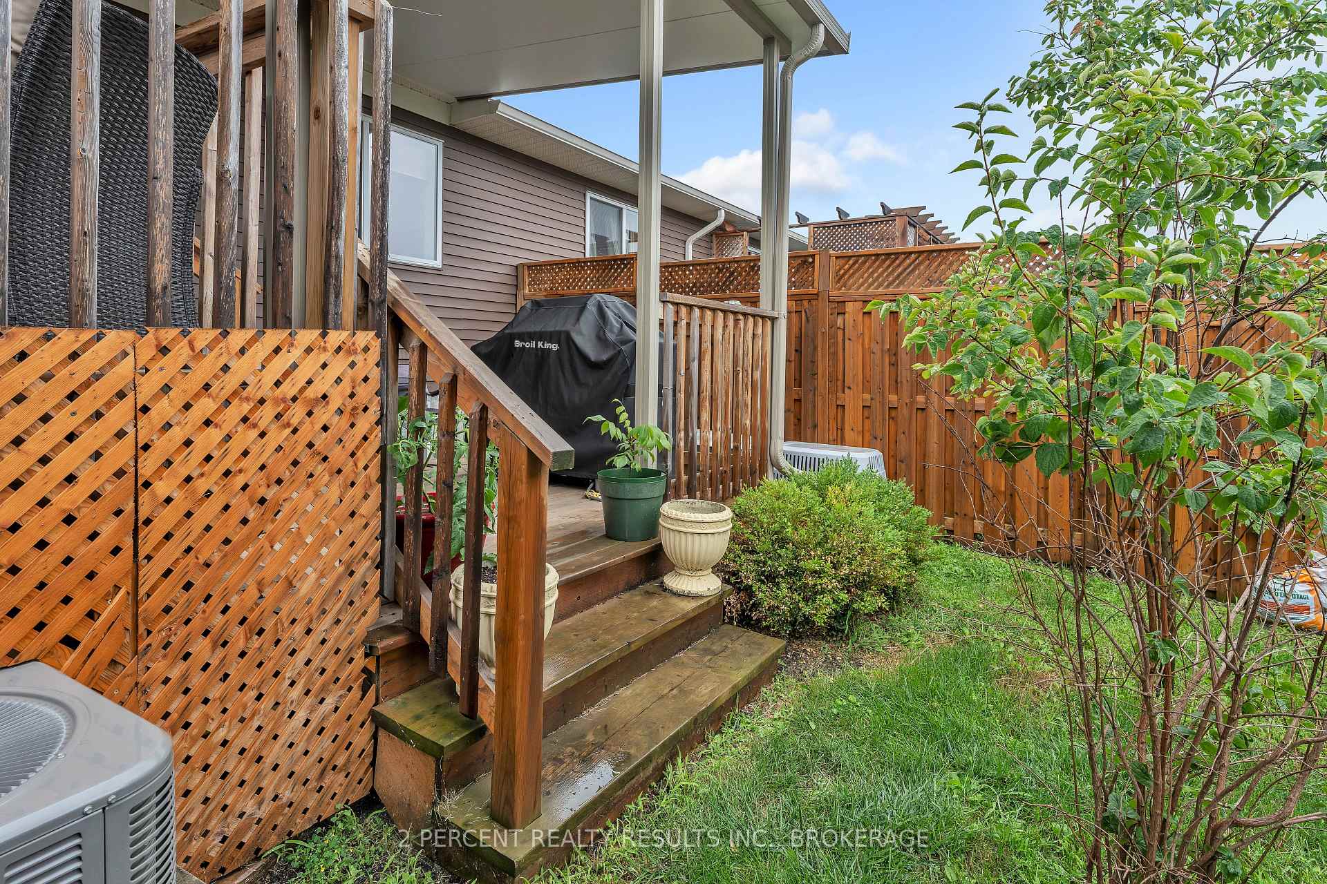 Photo 41 of 36 Sandhu Crescent, Belleville, Belleville Ward — HOMEH
