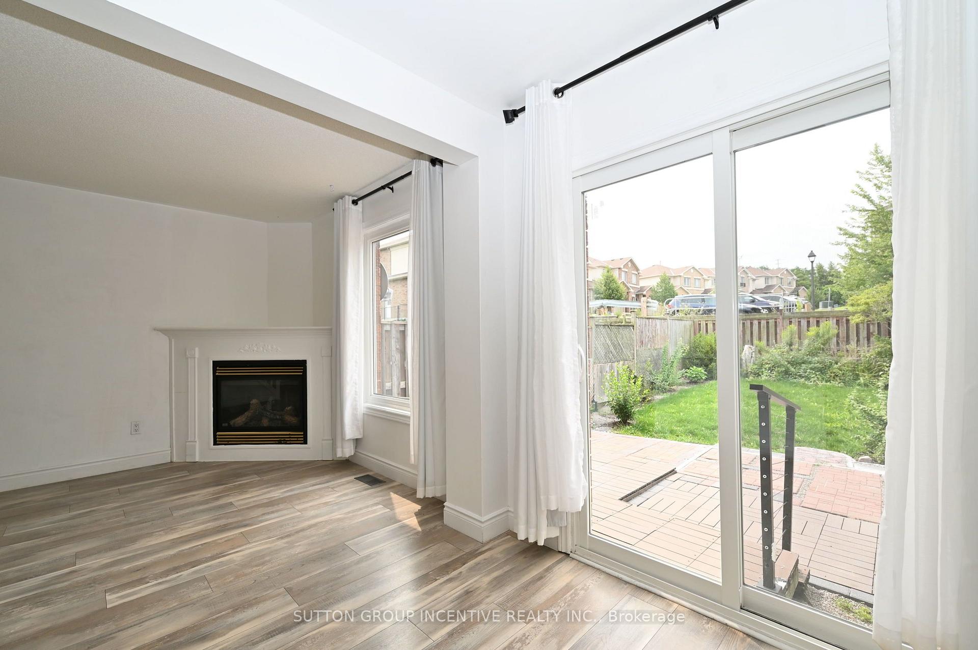 Photo 8 of 233 Stanley Street, Barrie, East Bayfield — HOMEH