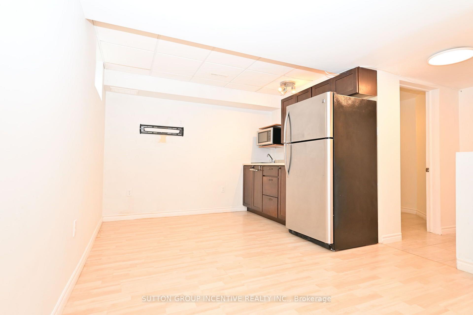 Photo 21 of 233 Stanley Street, Barrie, East Bayfield — HOMEH