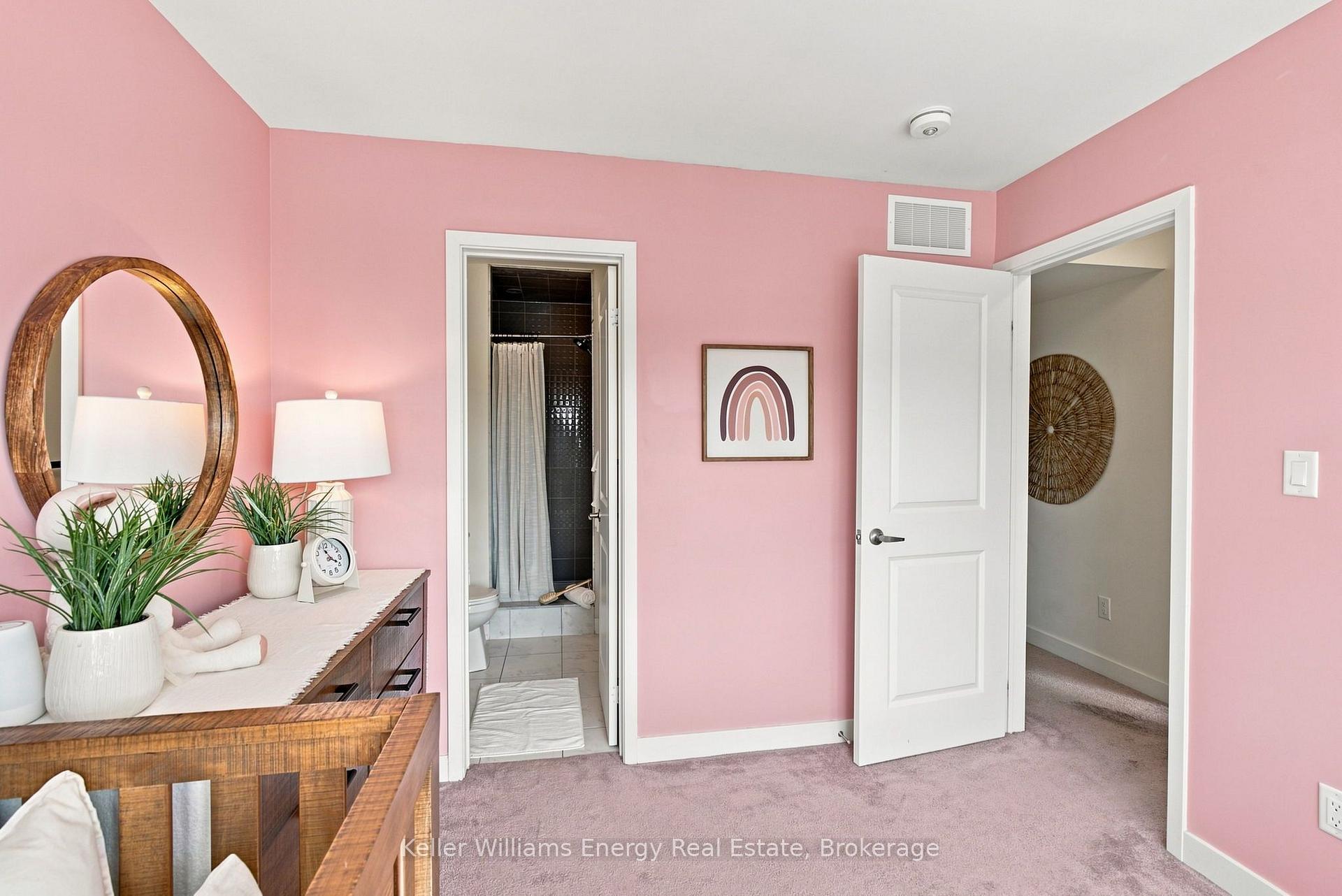 Photo 16 of Unit 204, 2550 Castlegate Crossing, Pickering, Duffin Heights — HOMEH