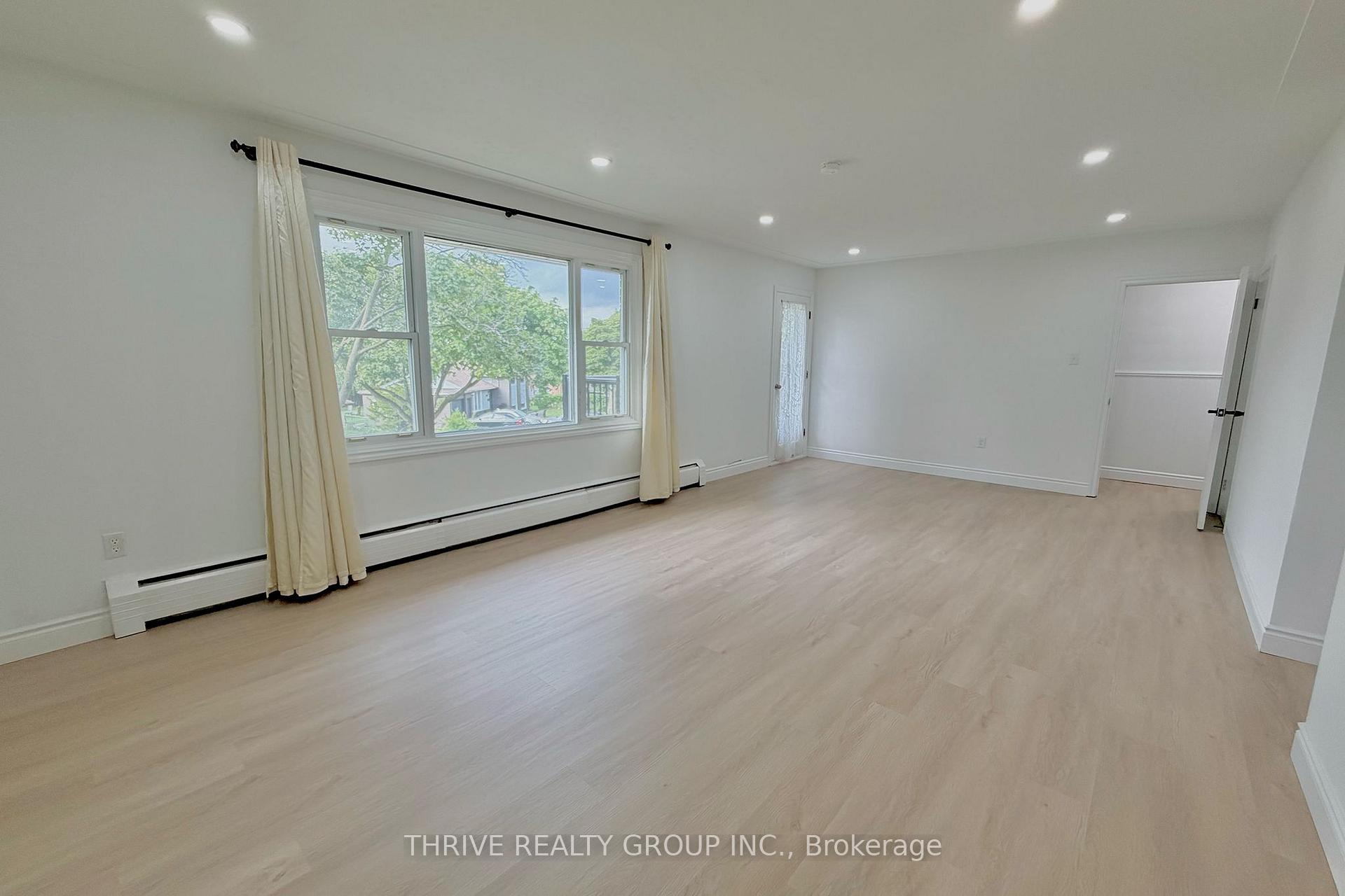 Photo 6 of Unit Upper, 1023 Eagle Drive, London, South J — HOMEH