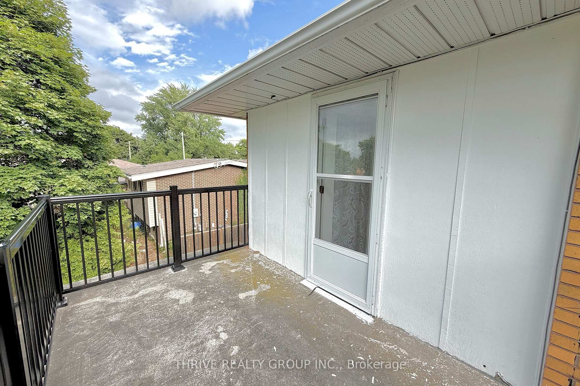 Photo 7 of Unit Upper, 1023 Eagle Drive, London, South J — HOMEH