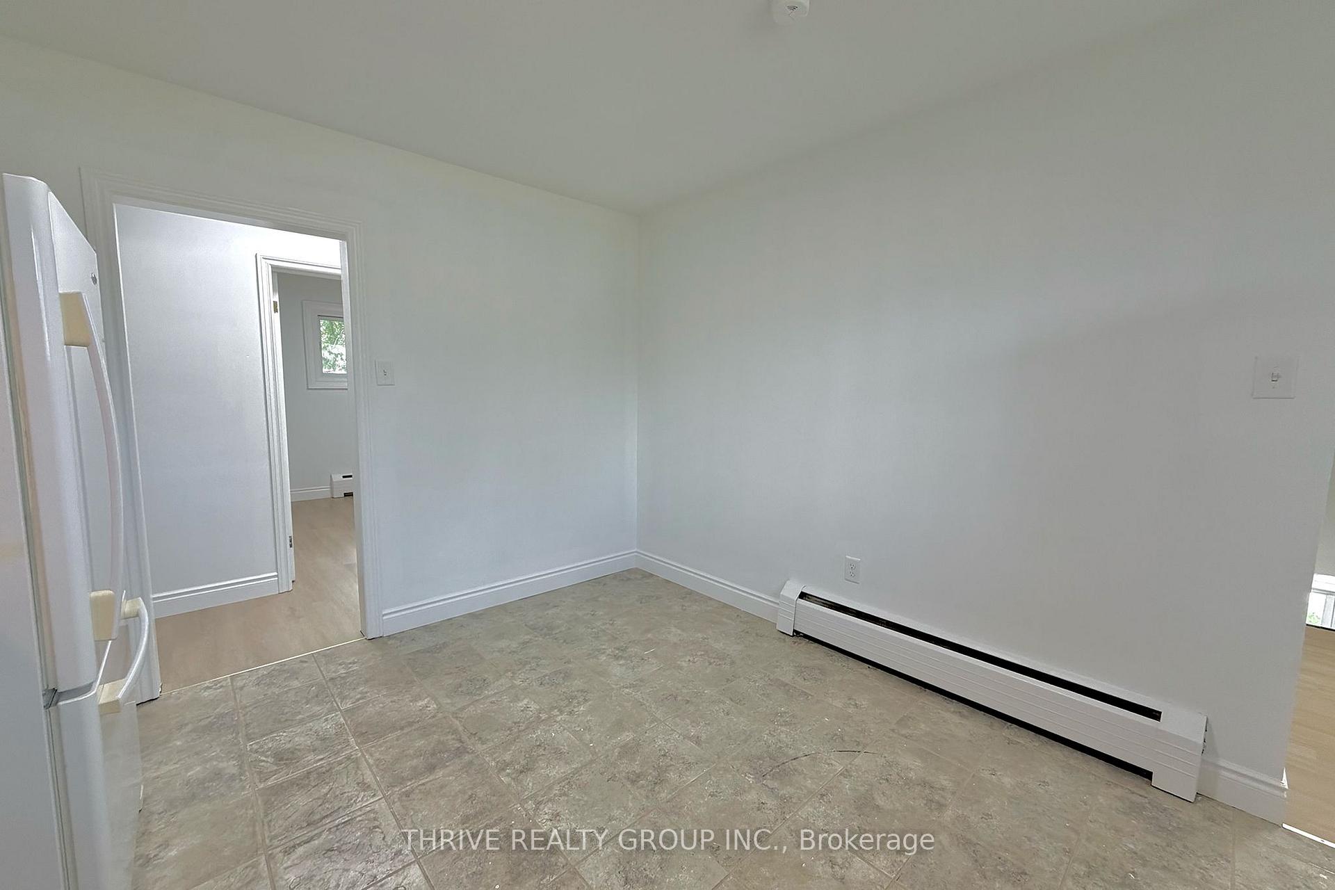 Photo 10 of Unit Upper, 1023 Eagle Drive, London, South J — HOMEH
