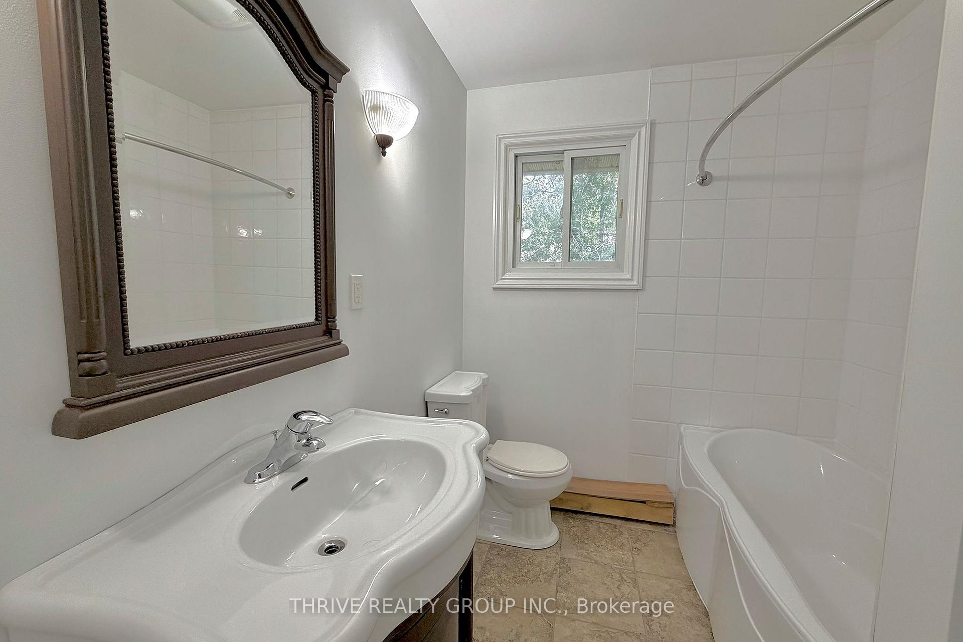 Photo 11 of Unit Upper, 1023 Eagle Drive, London, South J — HOMEH