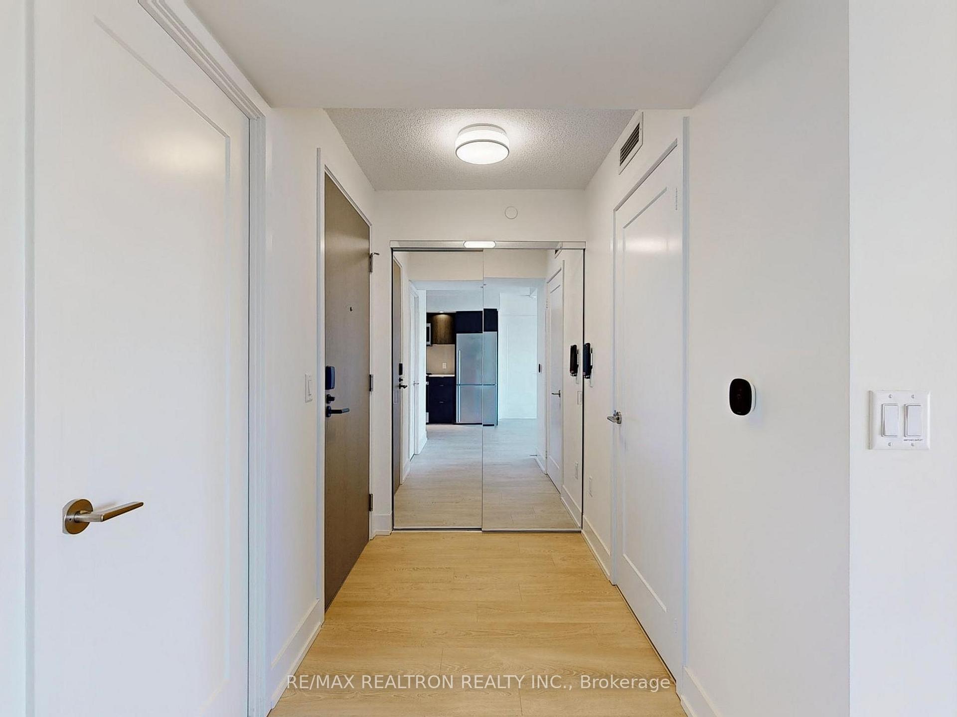 Photo 11 of Unit 1705, 10 Eva Road, Etobicoke, Etobicoke West Mall — HOMEH