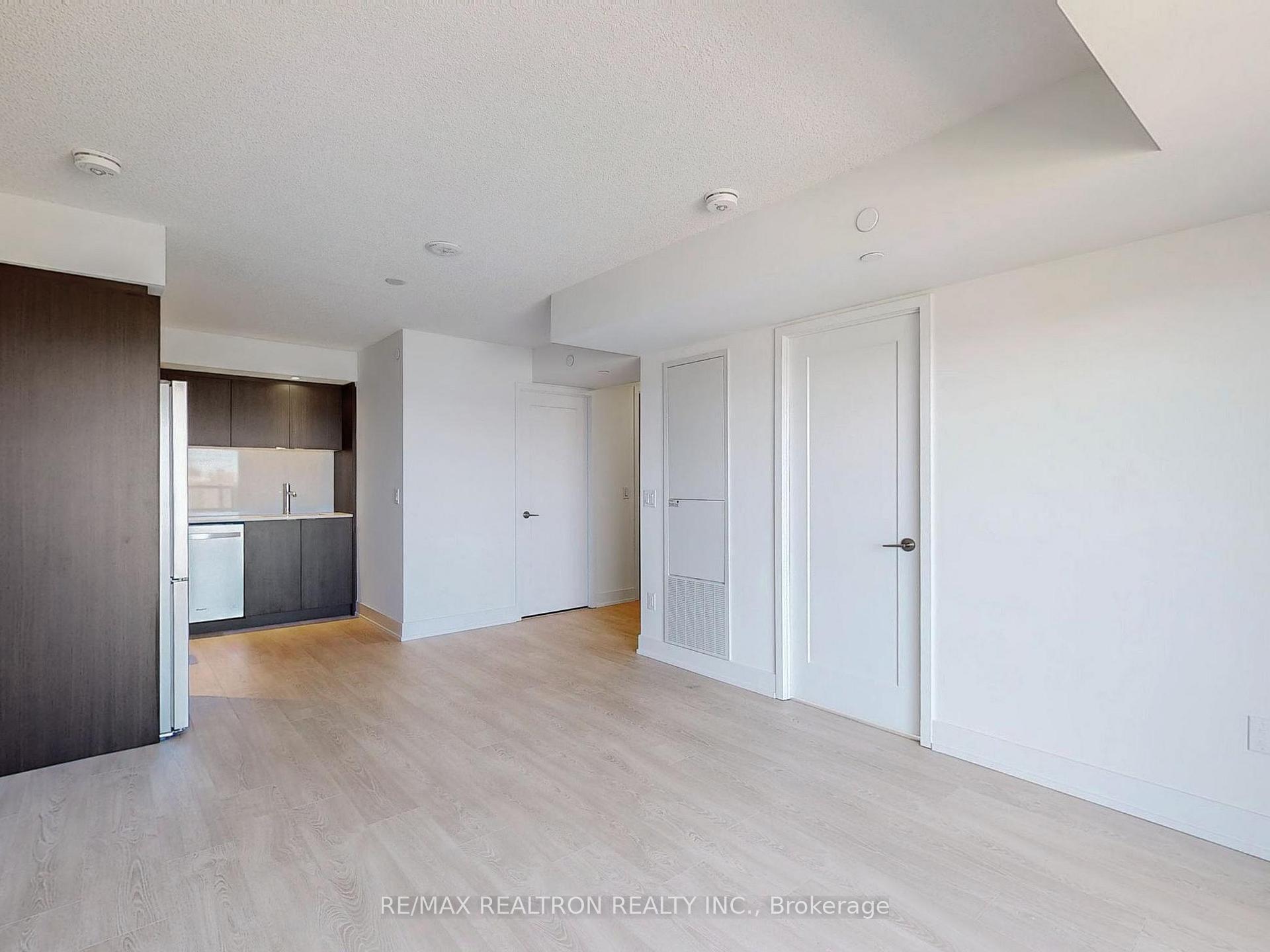 Photo 17 of Unit 1705, 10 Eva Road, Etobicoke, Etobicoke West Mall — HOMEH