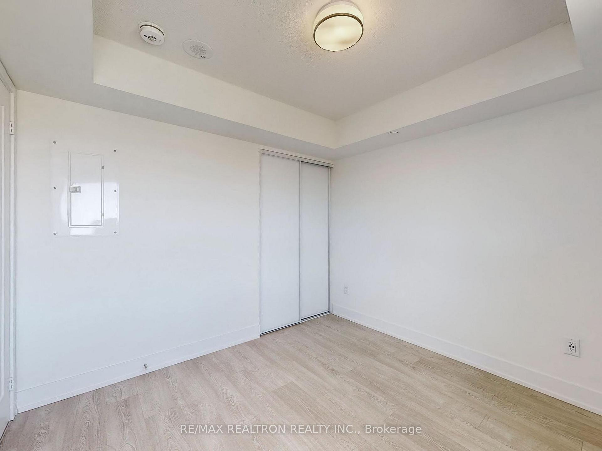 Photo 32 of Unit 1705, 10 Eva Road, Etobicoke, Etobicoke West Mall — HOMEH