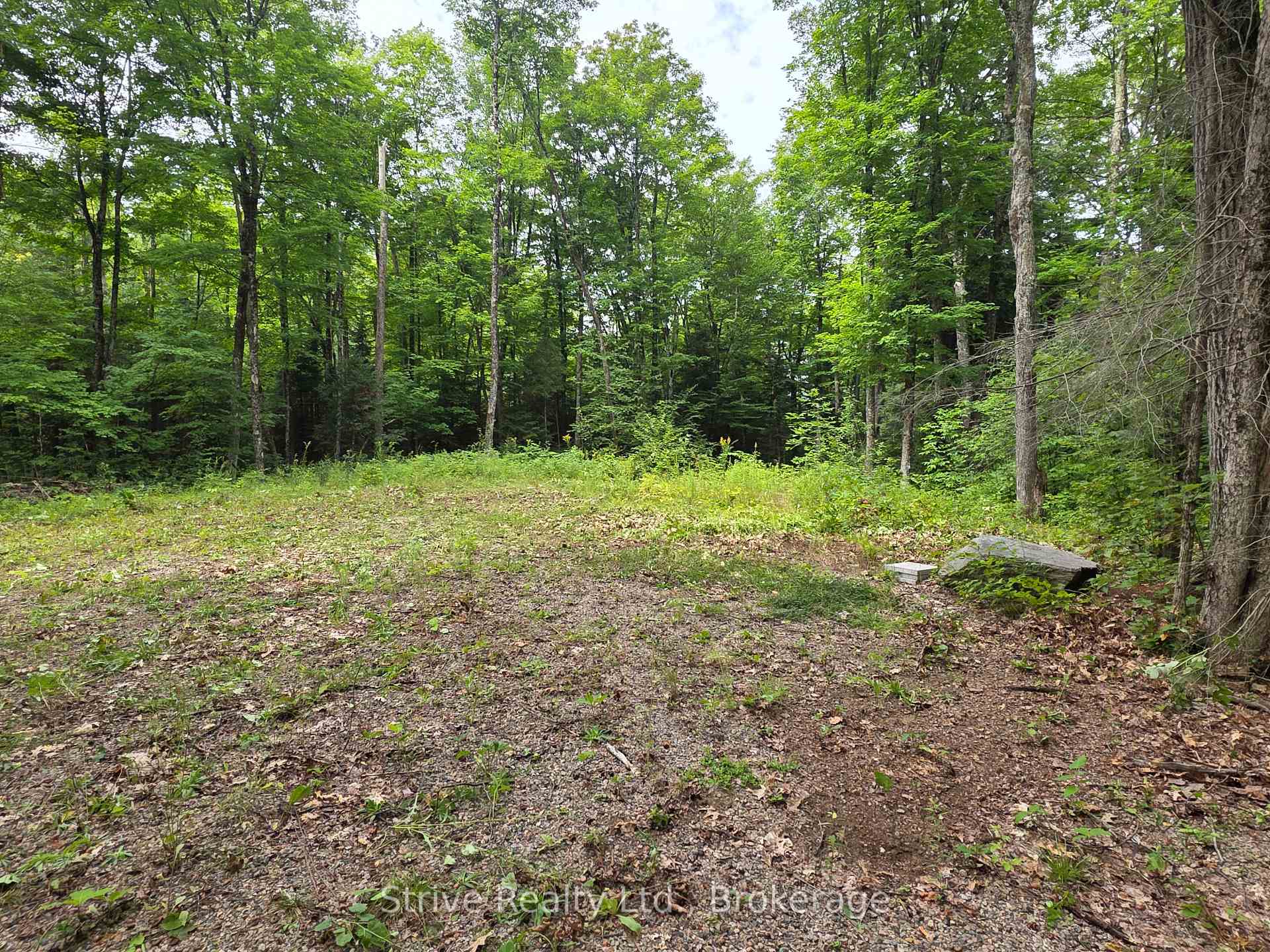 Photo 15 of 1303 Whites Road, Frontenac, Frontenac North — HOMEH