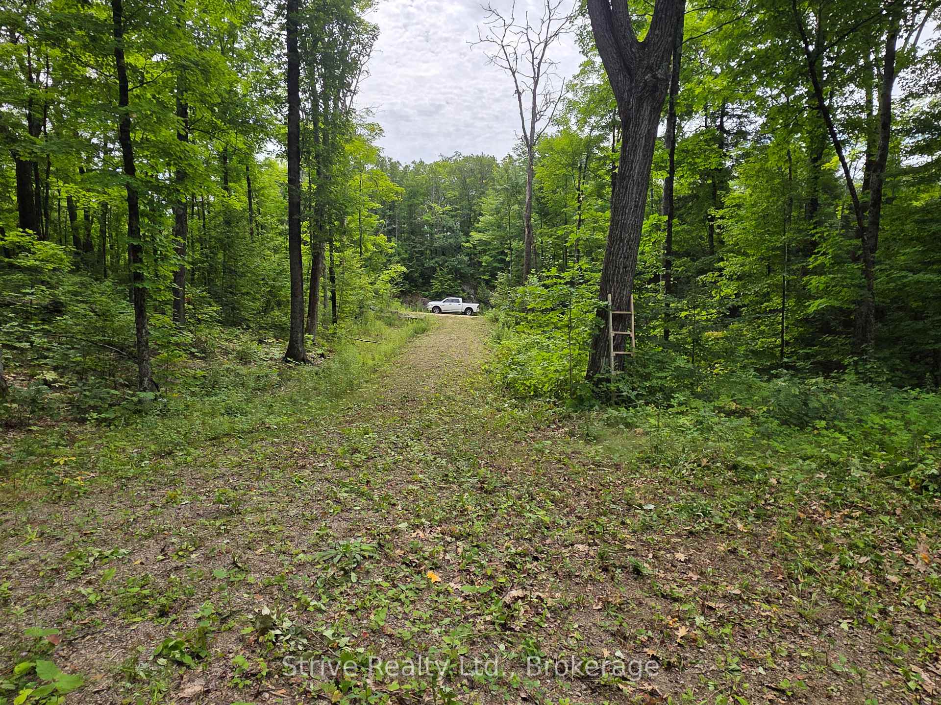 Photo 19 of 1303 Whites Road, Frontenac, Frontenac North — HOMEH
