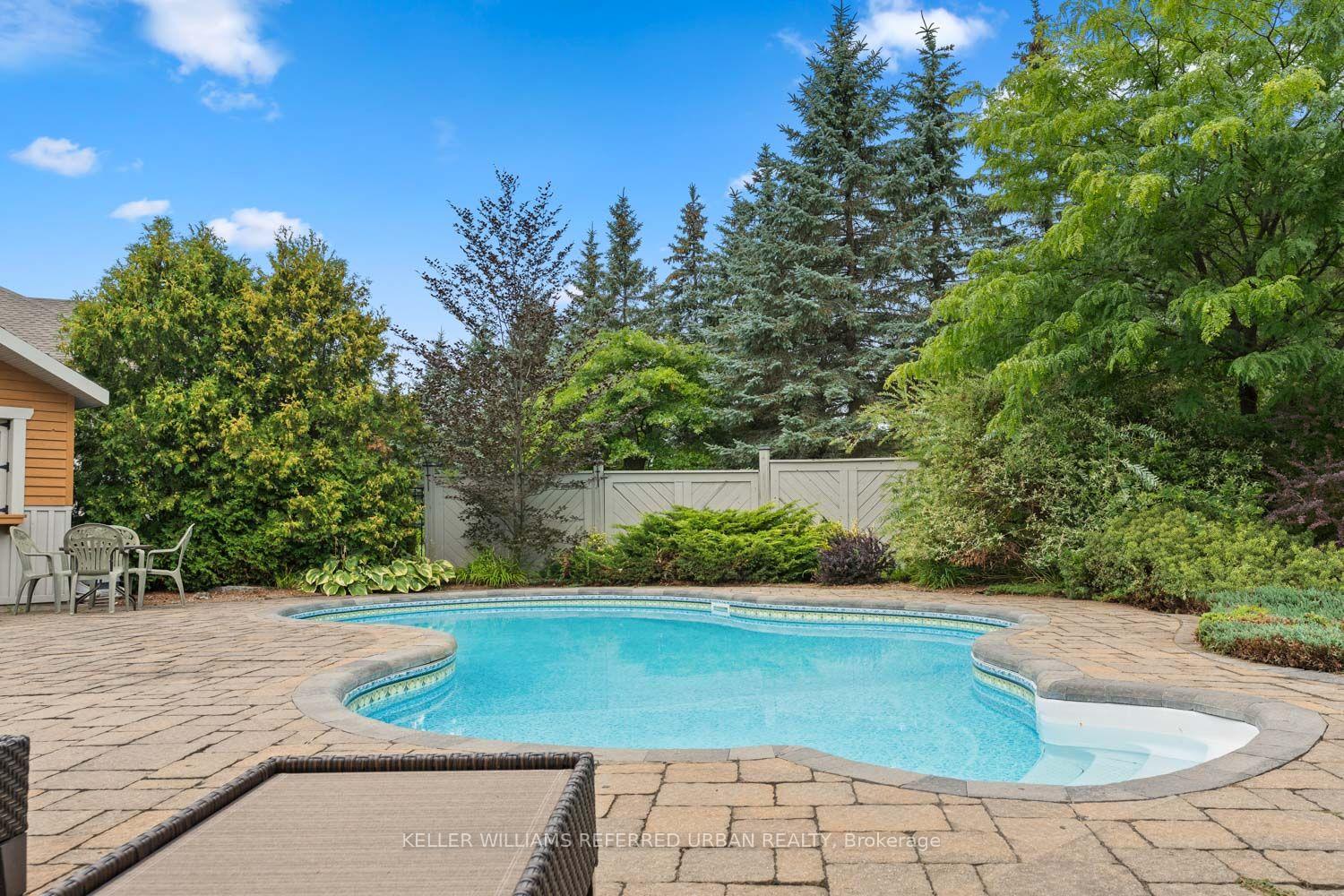 Photo 44 of 16 Seifert Court, Puslinch, Rural Puslinch East — HOMEH