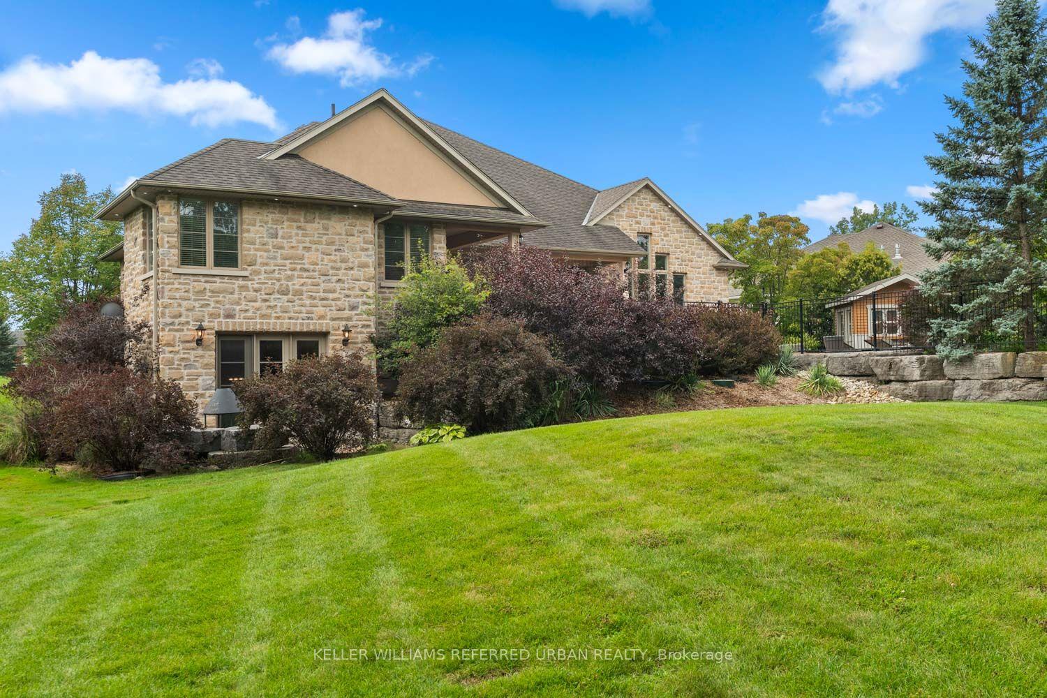 Photo 47 of 16 Seifert Court, Puslinch, Rural Puslinch East — HOMEH