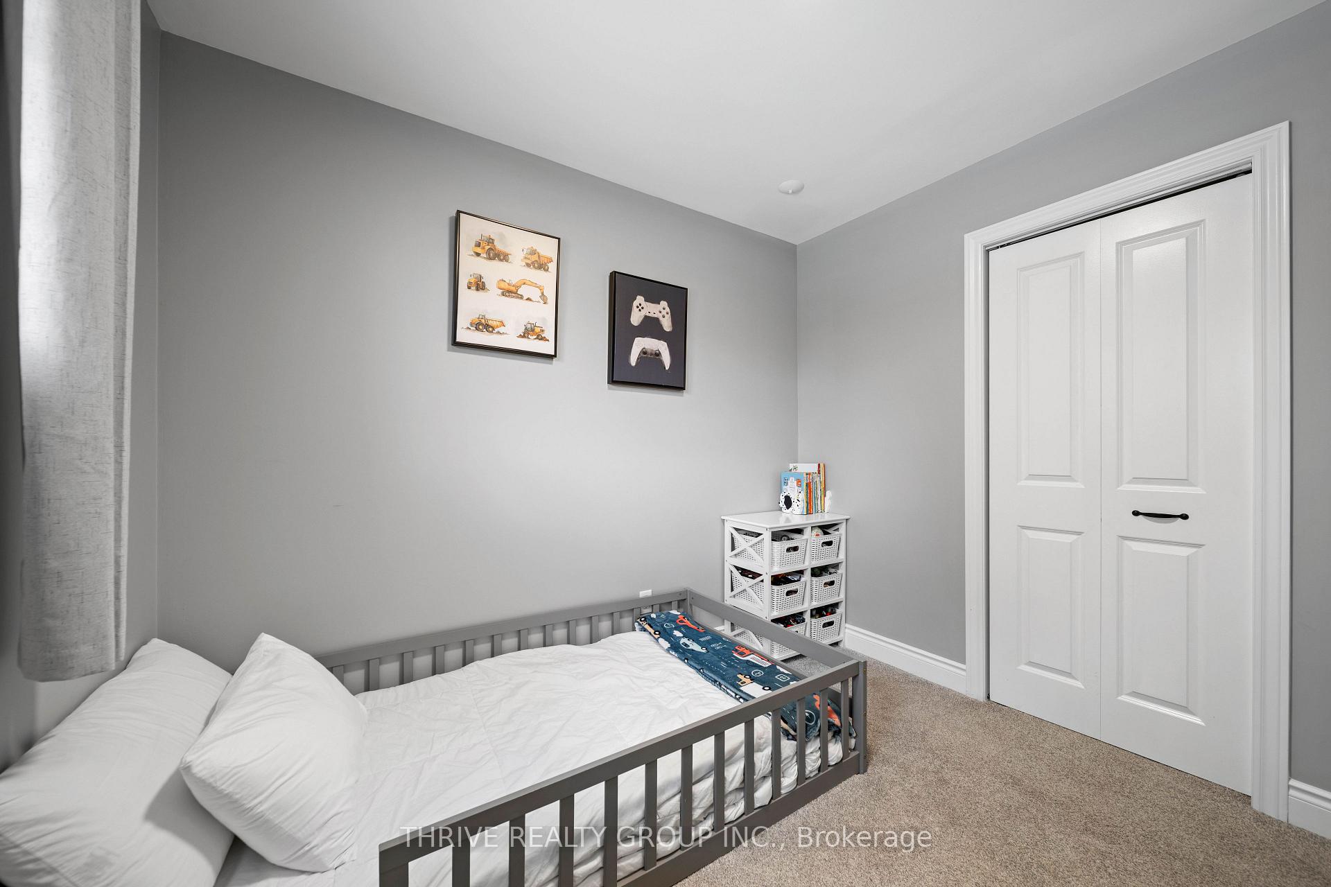 Photo 28 of 26 Heath Place, London, South T — HOMEH