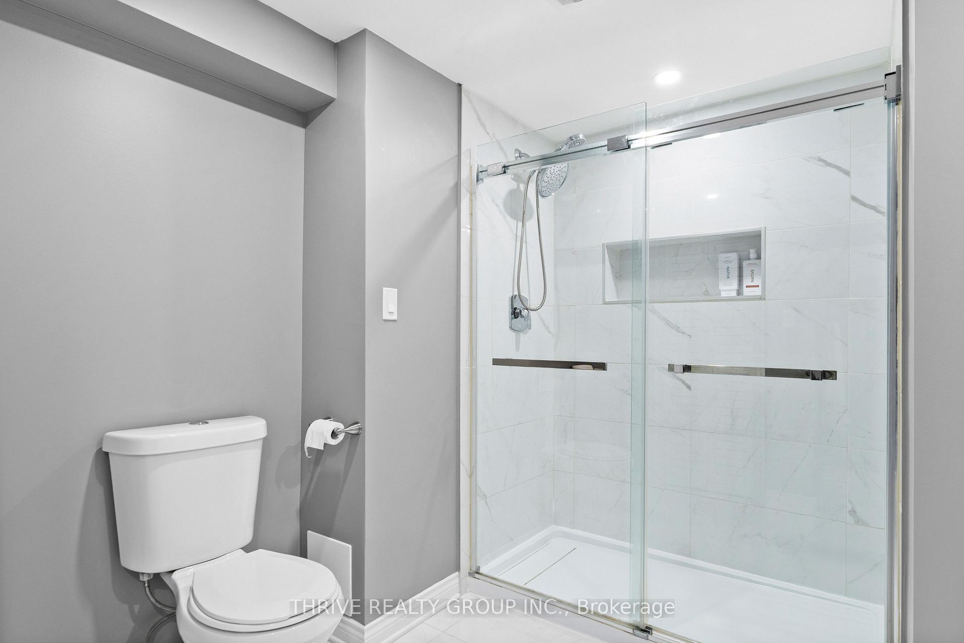 Photo 37 of 26 Heath Place, London, South T — HOMEH