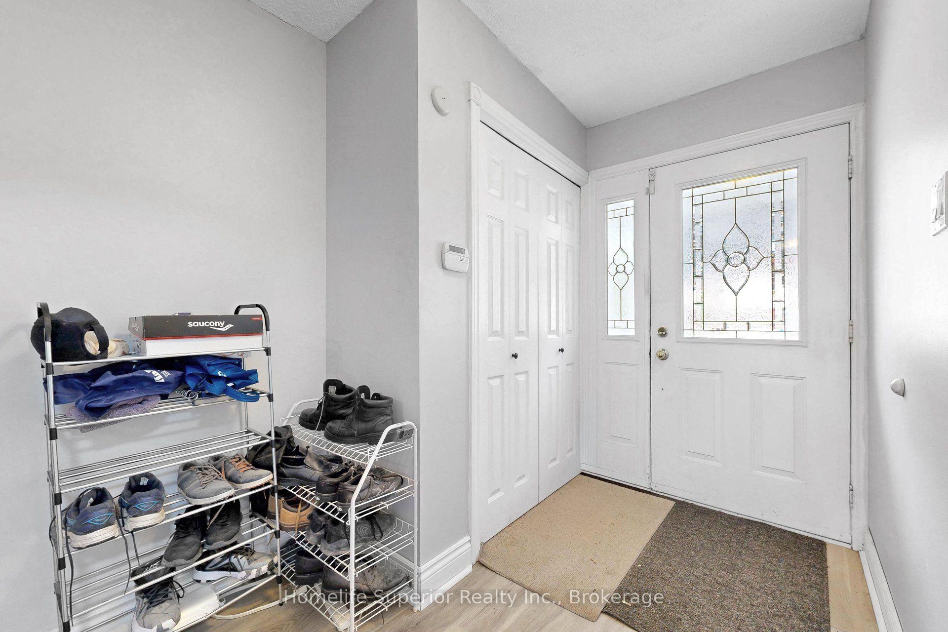 Photo 6 of 641 Merlin Court, Oshawa, Eastdale — HOMEH