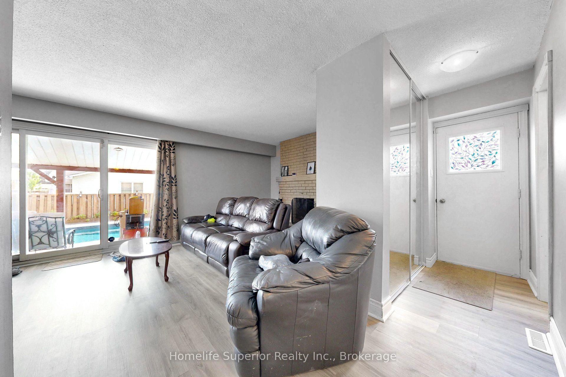 Photo 19 of 641 Merlin Court, Oshawa, Eastdale — HOMEH