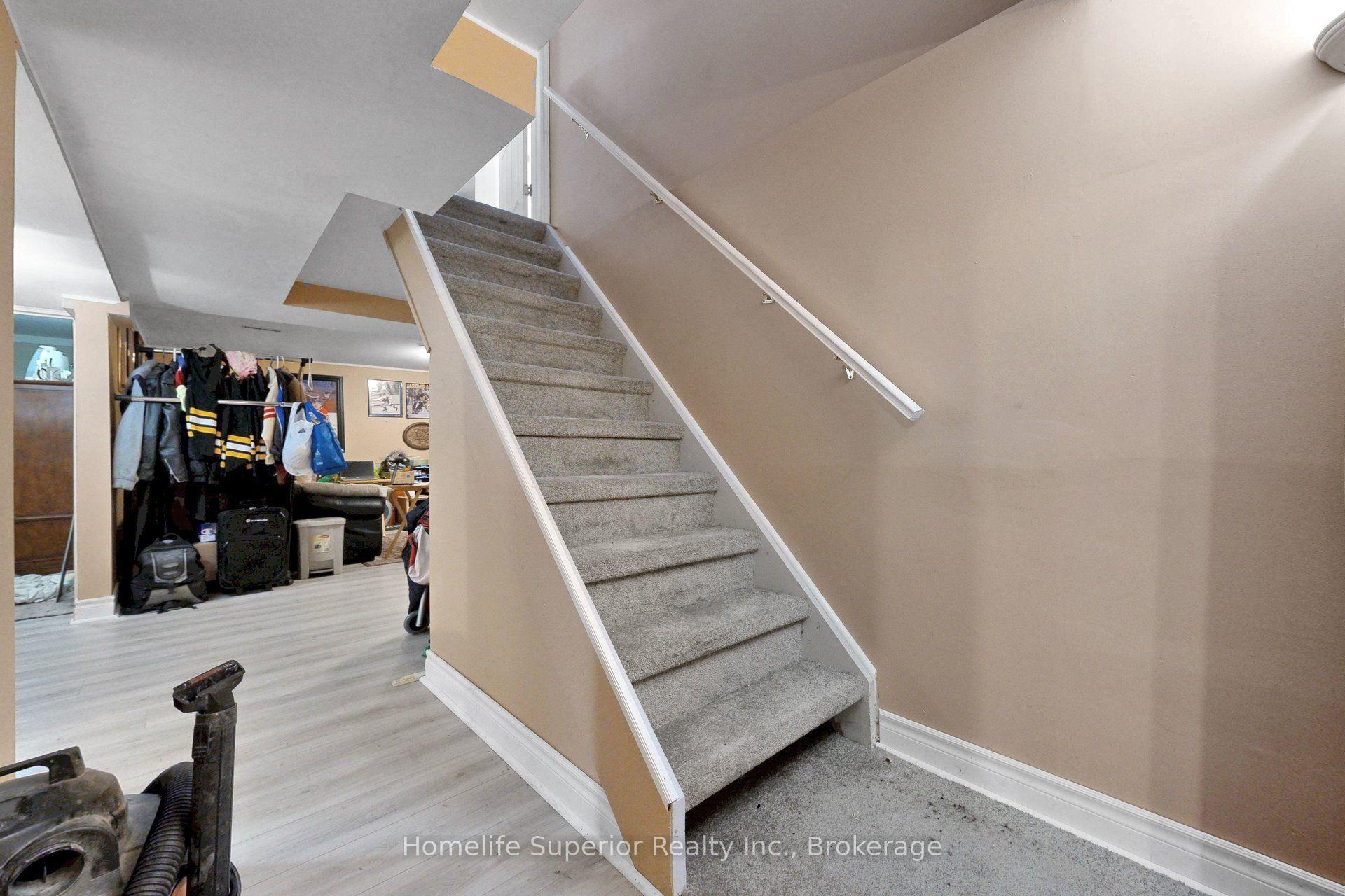 Photo 26 of 641 Merlin Court, Oshawa, Eastdale — HOMEH