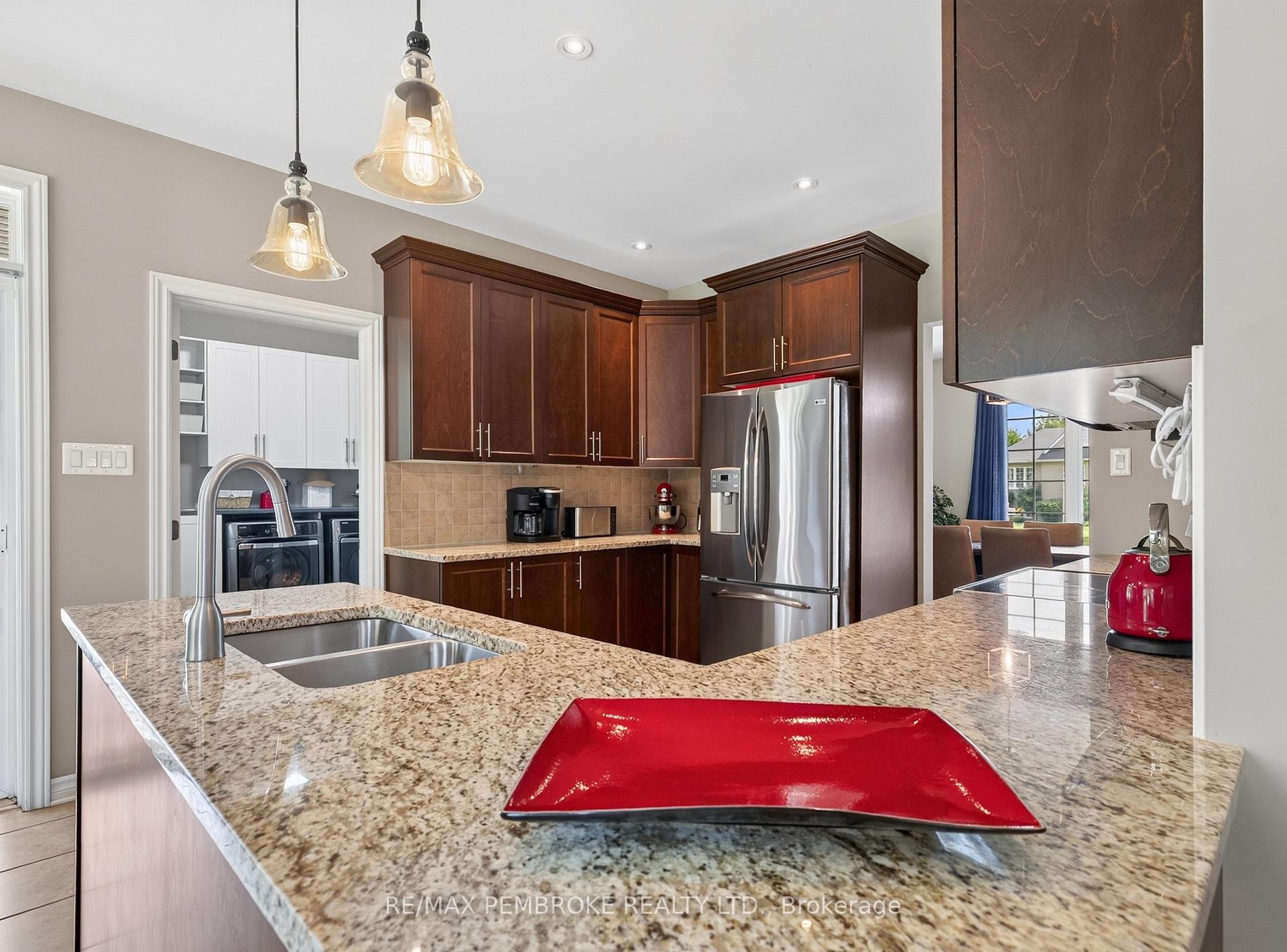 Photo 15 of 26 Bedard Boulevard, Petawawa, Petawawa — HOMEH