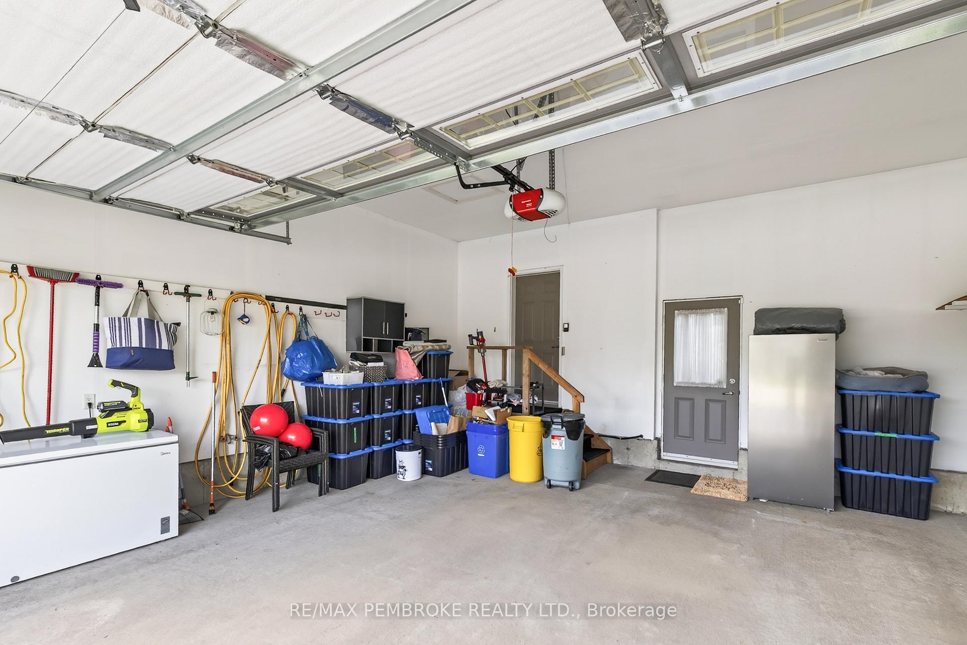 Photo 41 of 26 Bedard Boulevard, Petawawa, Petawawa — HOMEH