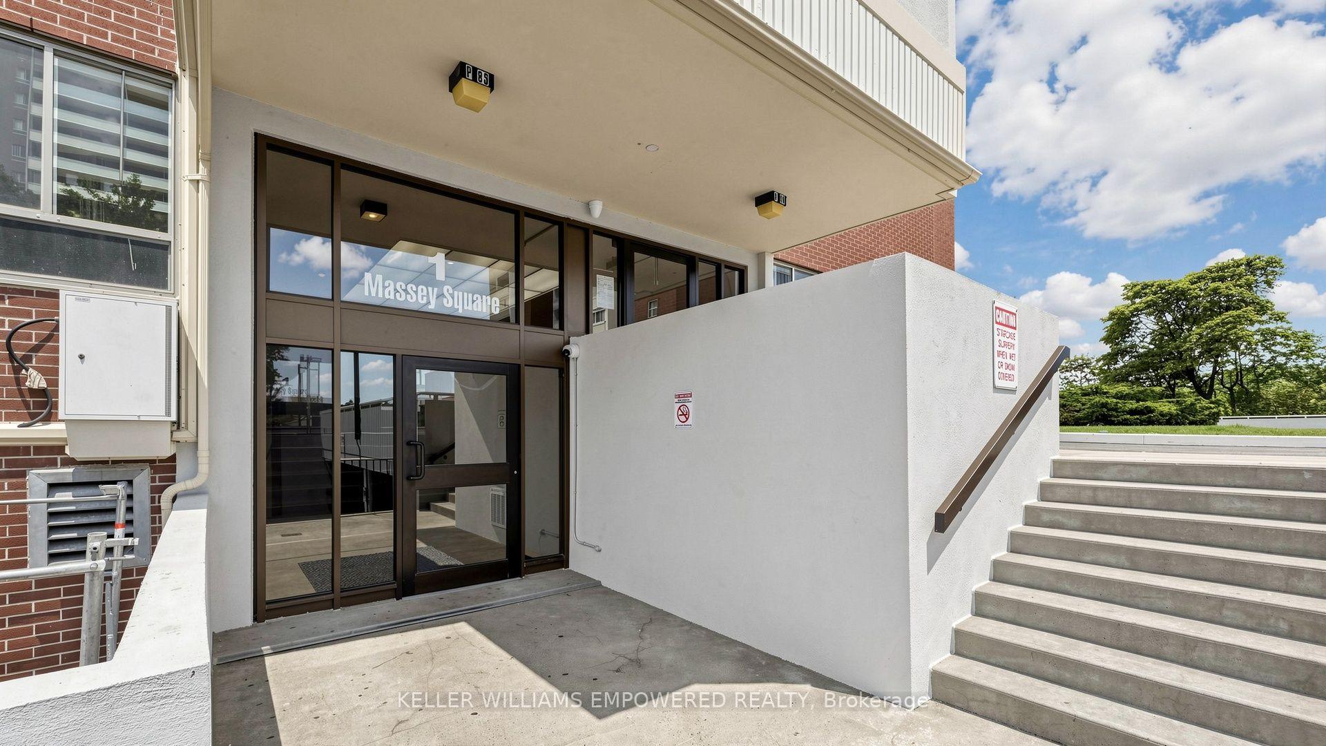 Photo 4 of Unit 2312, 1 Massey Square, Toronto, Crescent Town — HOMEH