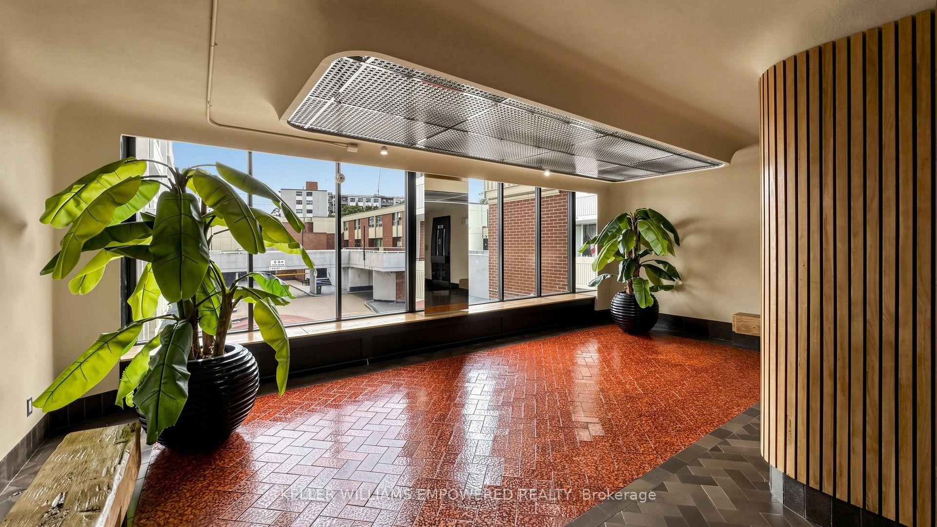 Photo 6 of Unit 2312, 1 Massey Square, Toronto, Crescent Town — HOMEH