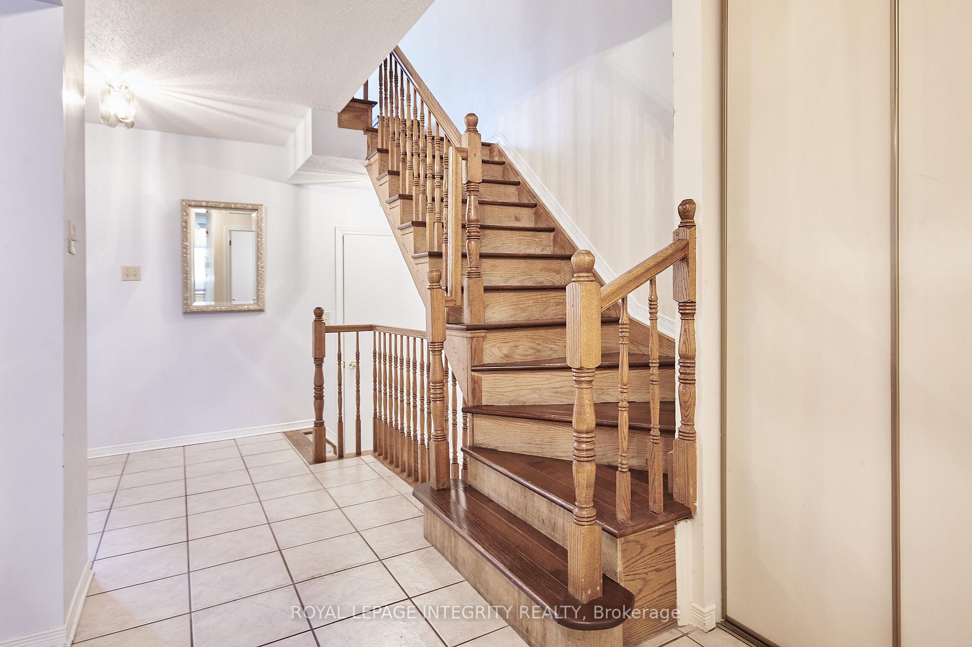 Photo 6 of 51 Havenhurst Crescent, Ottawa, Hunt Club Park/Greenboro — HOMEH