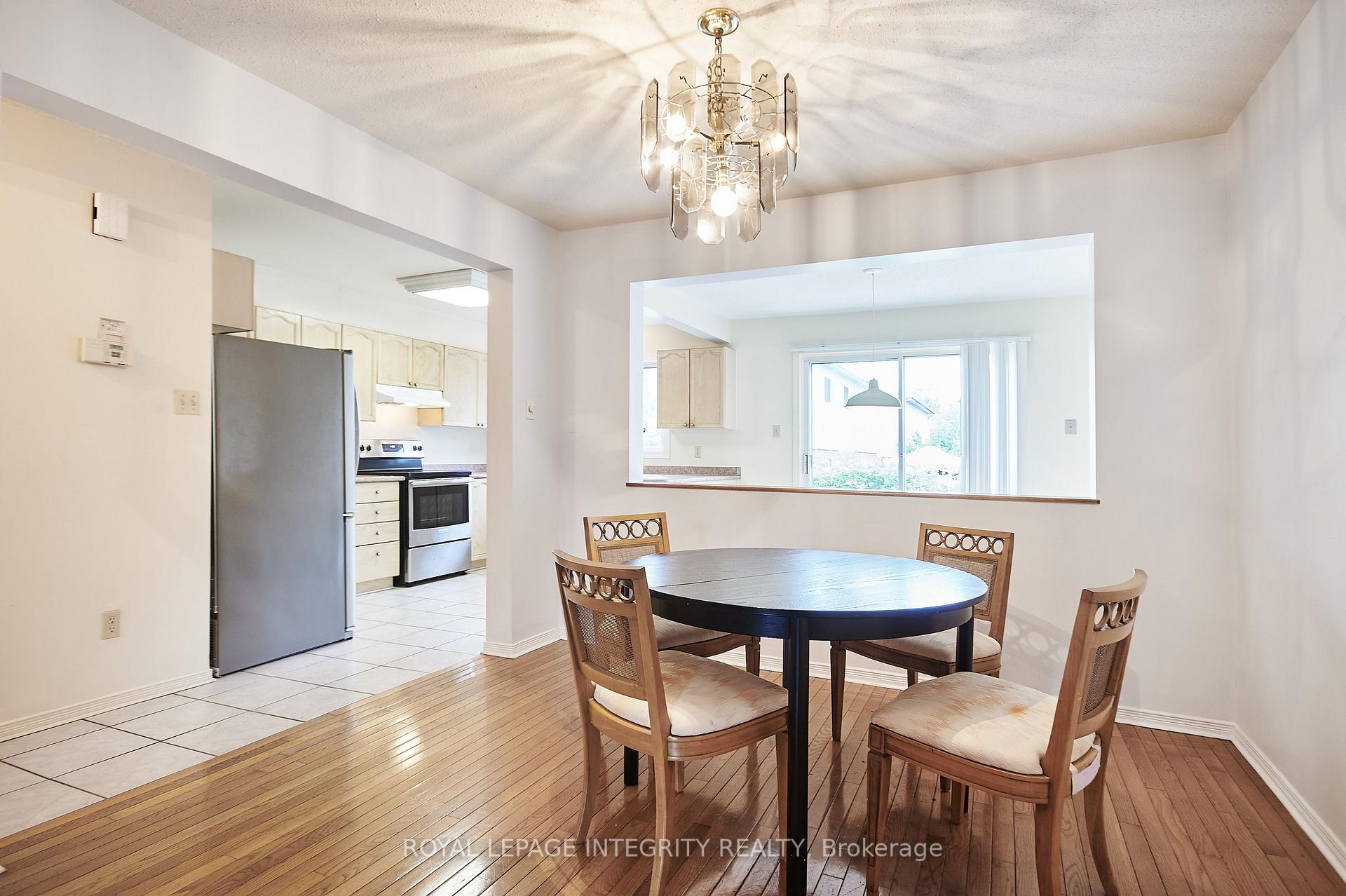 Photo 7 of 51 Havenhurst Crescent, Ottawa, Hunt Club Park/Greenboro — HOMEH