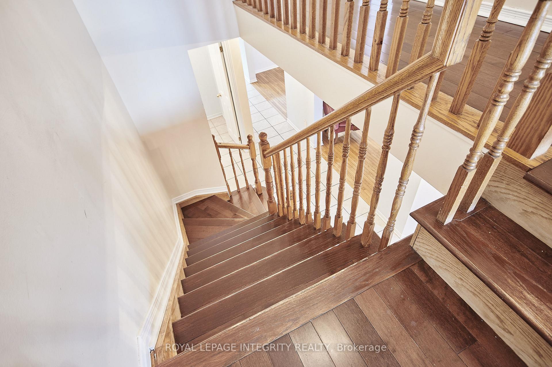 Photo 18 of 51 Havenhurst Crescent, Ottawa, Hunt Club Park/Greenboro — HOMEH